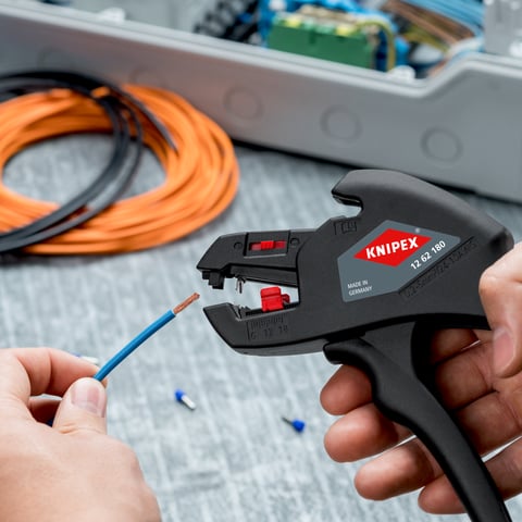 Dezizolator automat KNIPEX ComStrip® 1262180