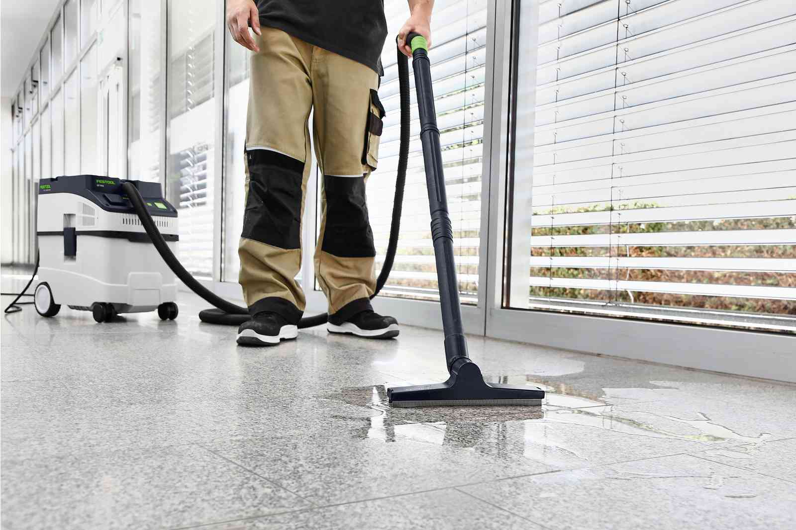 Aspirator mobil Festool CLEANTEC CT 25 E-Set, cod 577536 - BIG STORE (Dynamic Tools SRL)