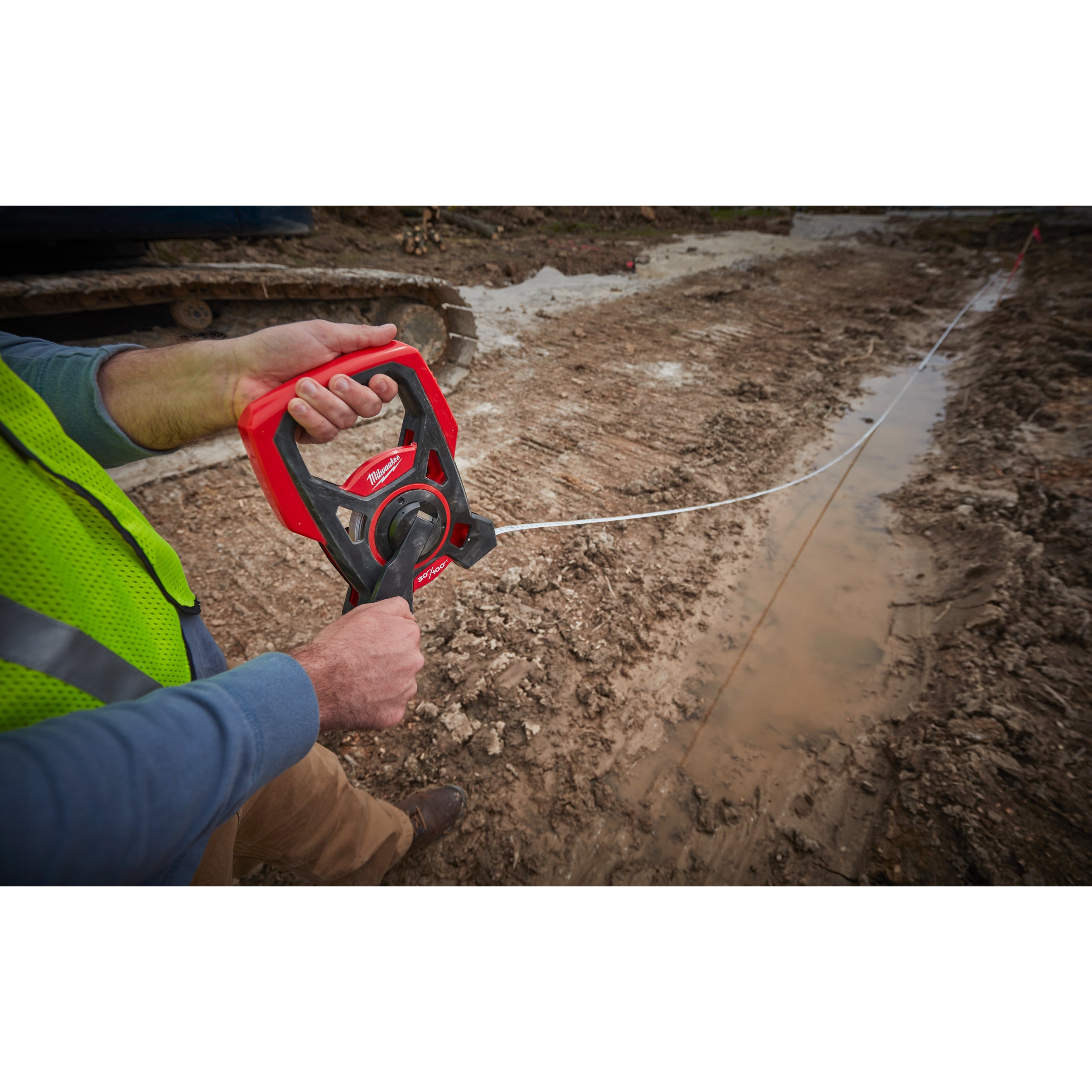 Ruletă cu bandă lungă în carcasă deschisă Milwaukee Long Tape - Closed Reel 30m, cod 4932501123