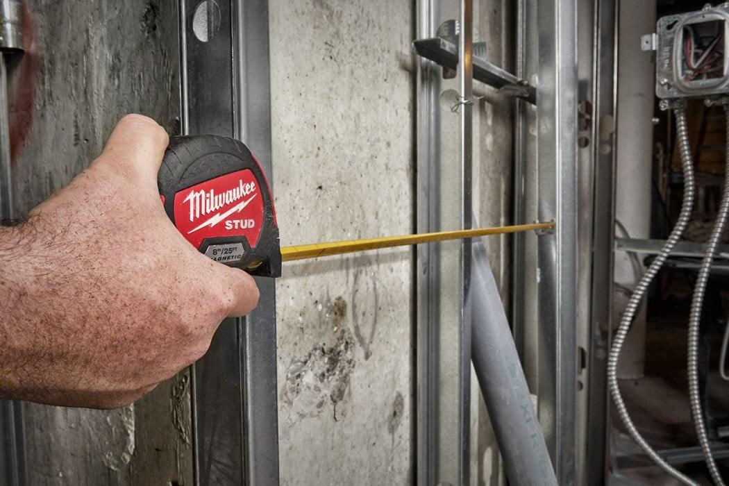 Ruletă de măsurat cu magnet Milwaukee STUD™ GEN2, 5m/16ft, cod 4932471628 - BIG STORE (Dynamic Tools SRL)