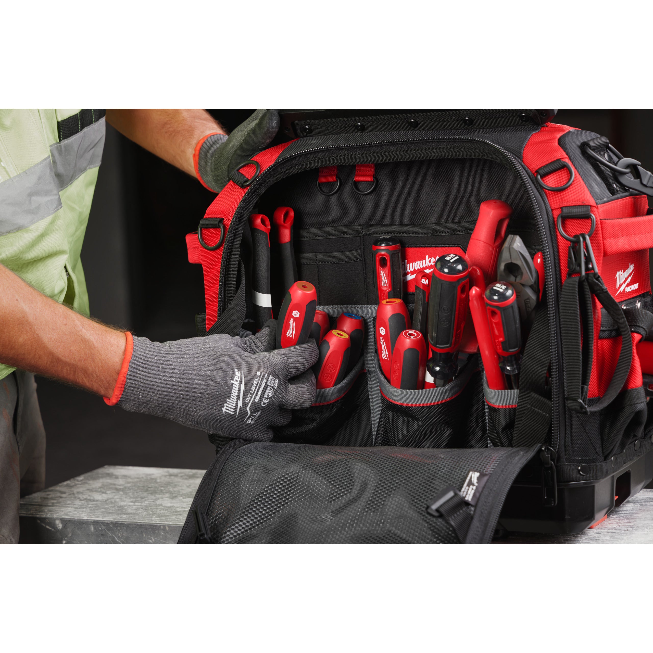 Șurubelniță cap hexagonal HOLLOWCORE™ Milwaukee 5 mm HollowCore Nut Driver, cod 4932492365