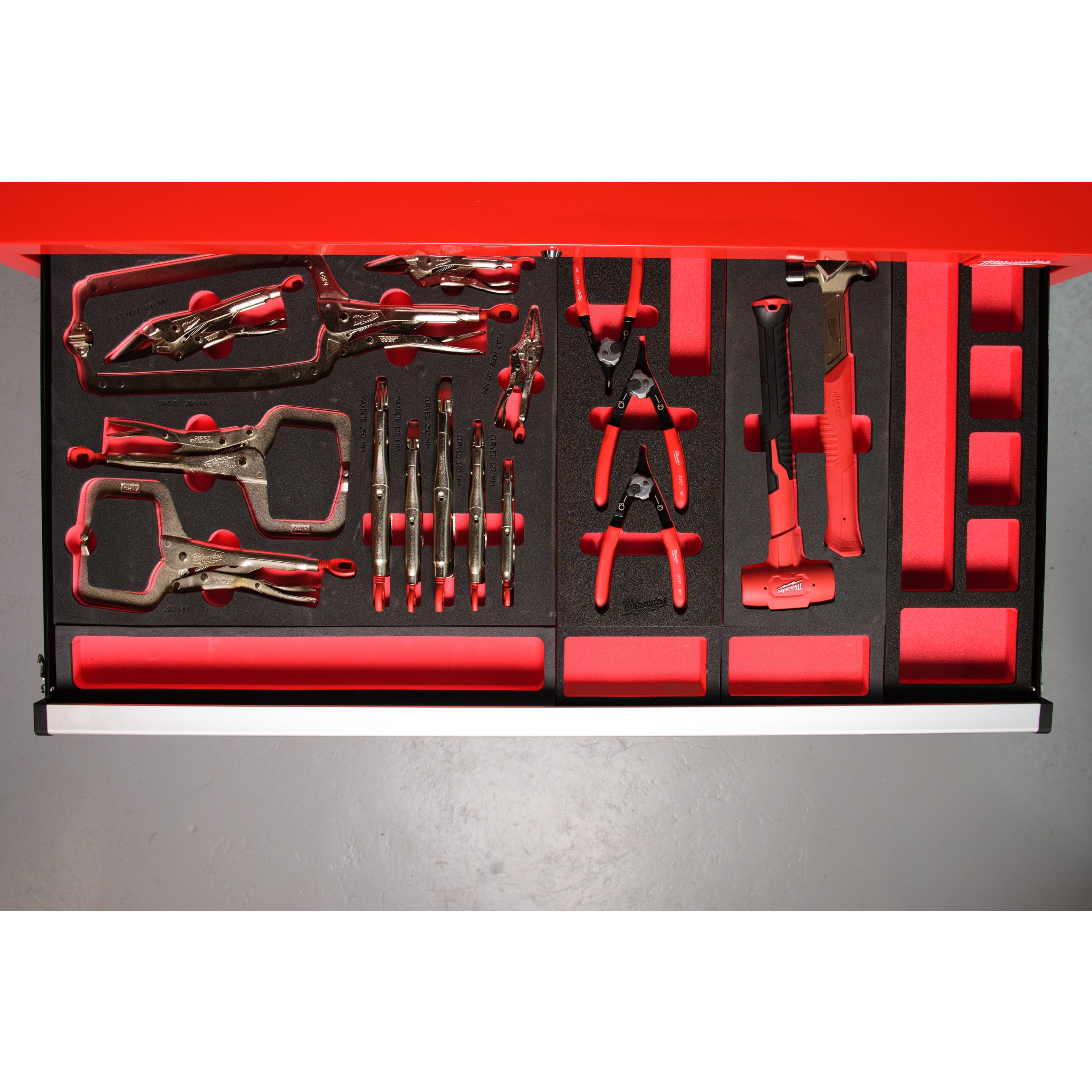 Inserții goale de spumă Milwaukee 3/3" Empty Foam with cavities for 46" Steel Storage, cod 4932492390