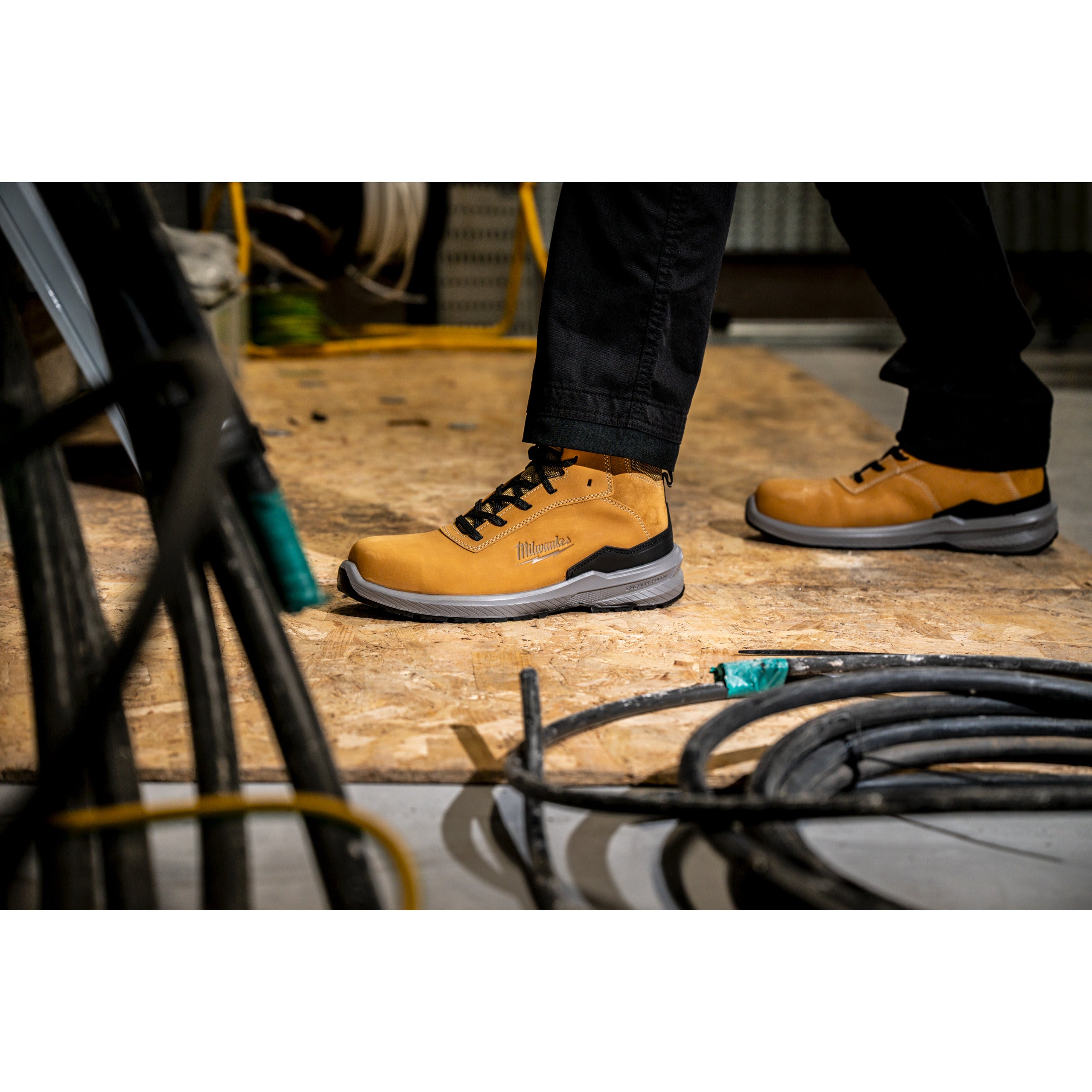 Ghete bej de protecție Flextred™ S3S 1M171311 ESD FO SR Milwaukee FXT S3S 1M171311 ESD FO SR 45, cod 4932493749