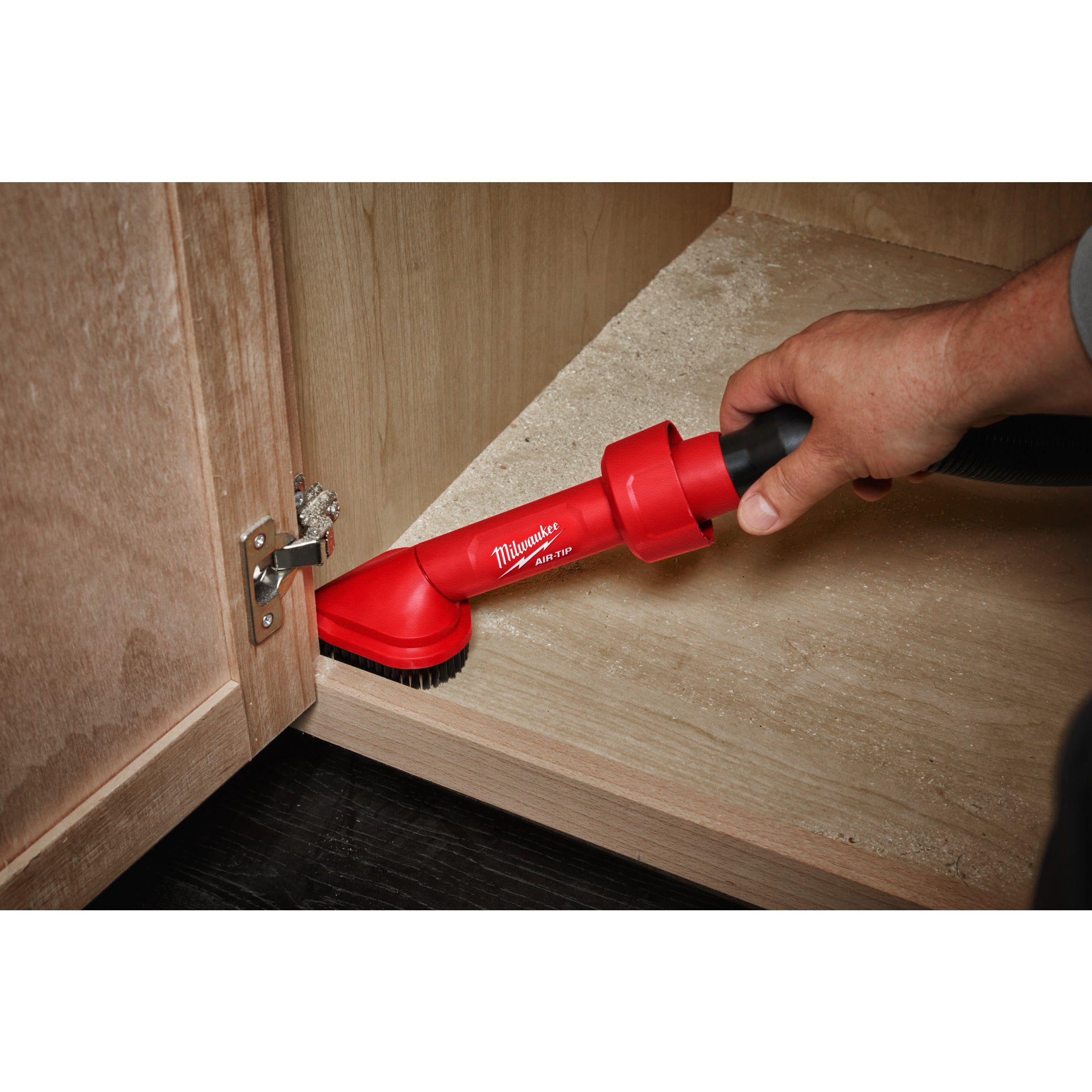 Atașament AIR-TIP™ pentru aspirator AIR-TIP™ Cap rotativ de aspirare pentru colțuri cu perie Milwaukee AT-8, cod 4932498017