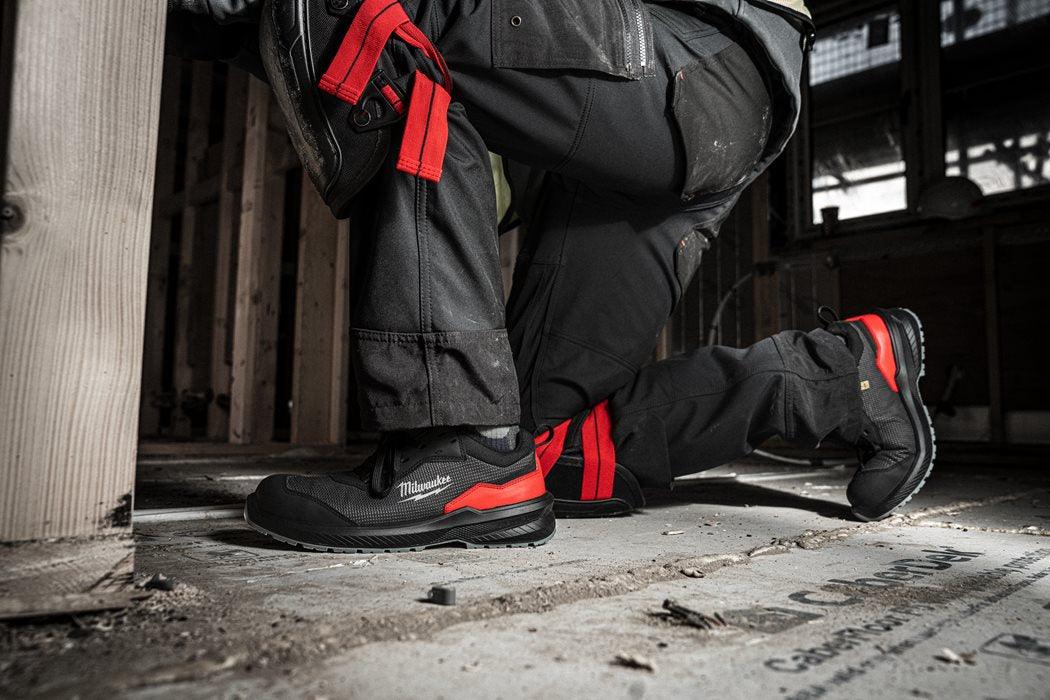 Pantofi negri de protecție Milwaukee FLEXTRED S1PS B1L110133 ESD FO SR - BIG STORE (Dynamic Tools SRL)
