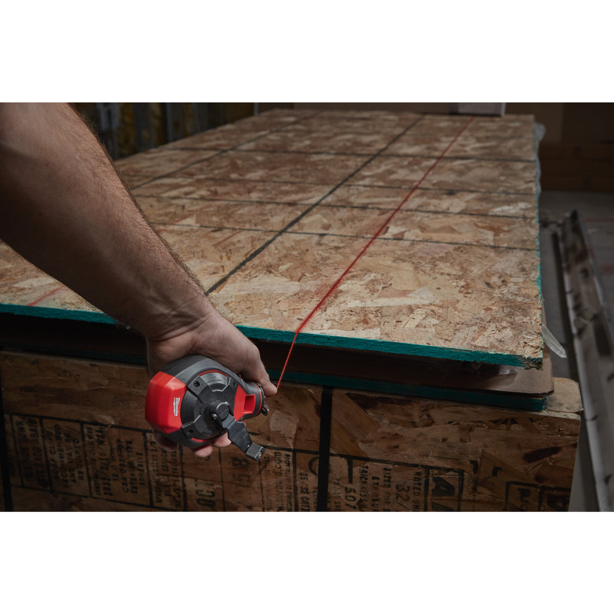 Trasor cu sfoară Bold Line Milwaukee Bold Line Chalk Reel & Red Chalk Refill, cod 4932498391