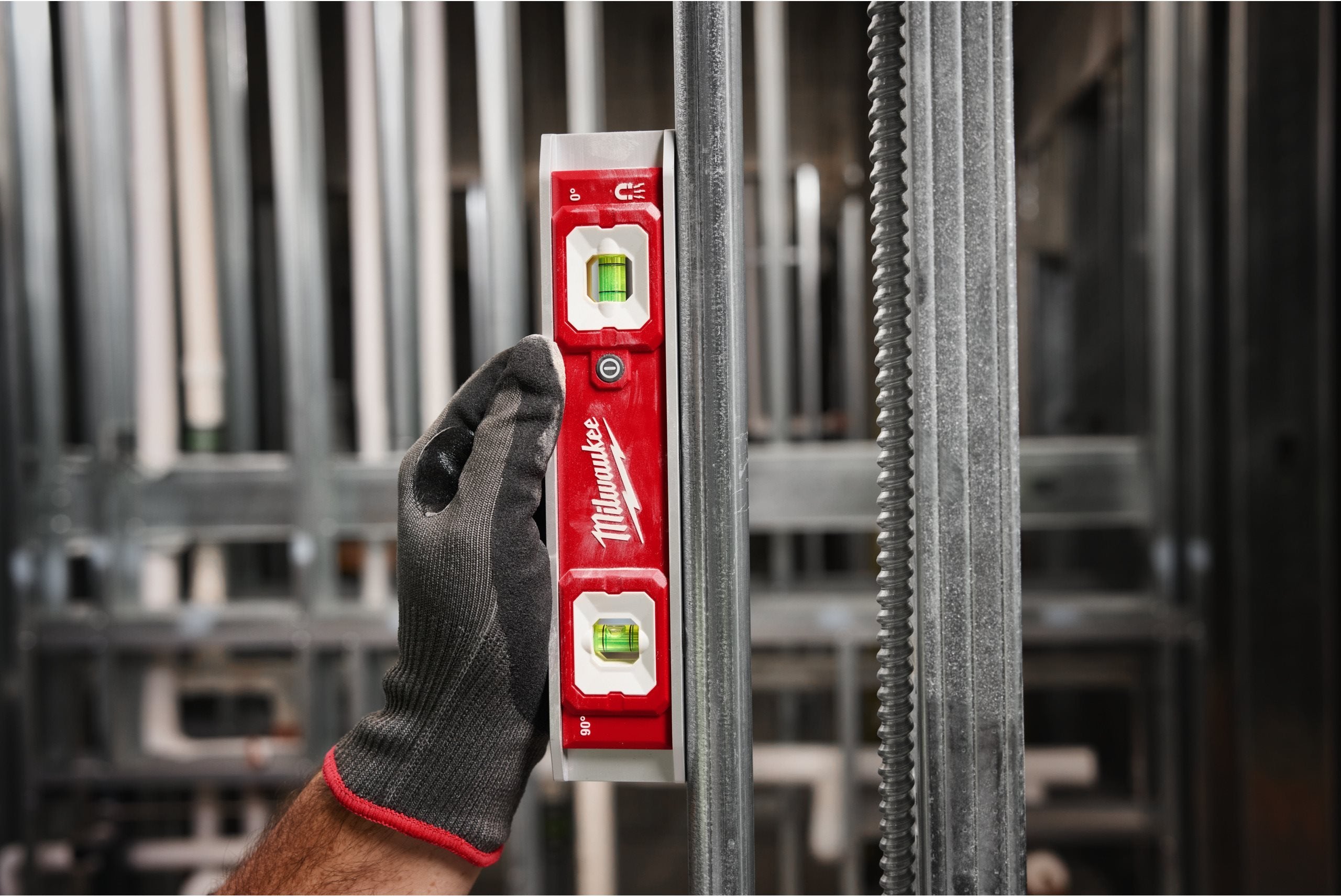 Nivelă Milwaukee LED Torpedo 23 cm magnetică, cod 4932498742