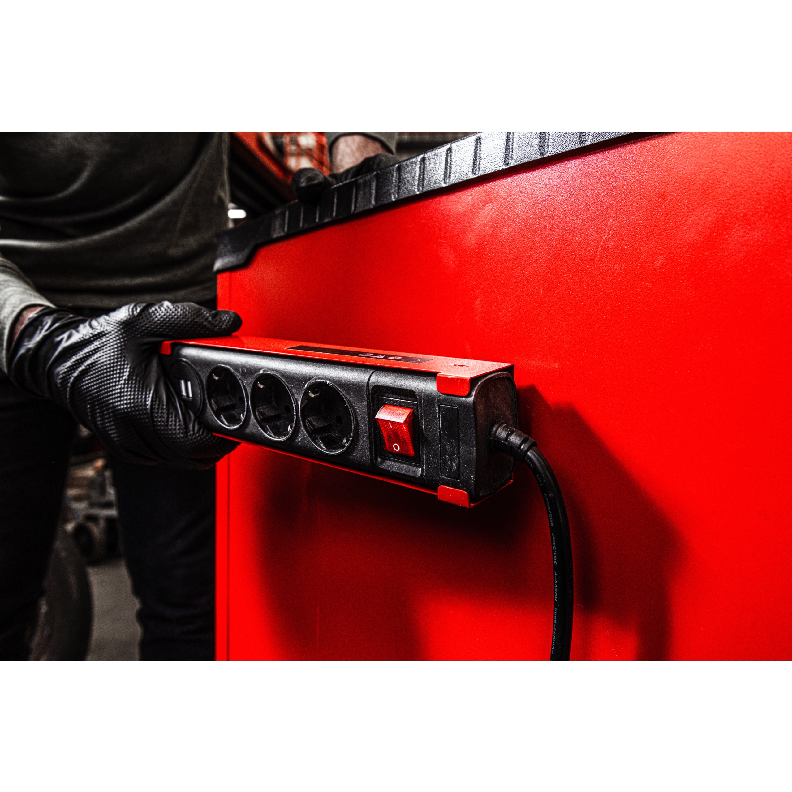 Accesoriu TOOLGUARD™ Prelungitor priză magnetică Milwaukee Magnetic Power Centre, cod 4932498959