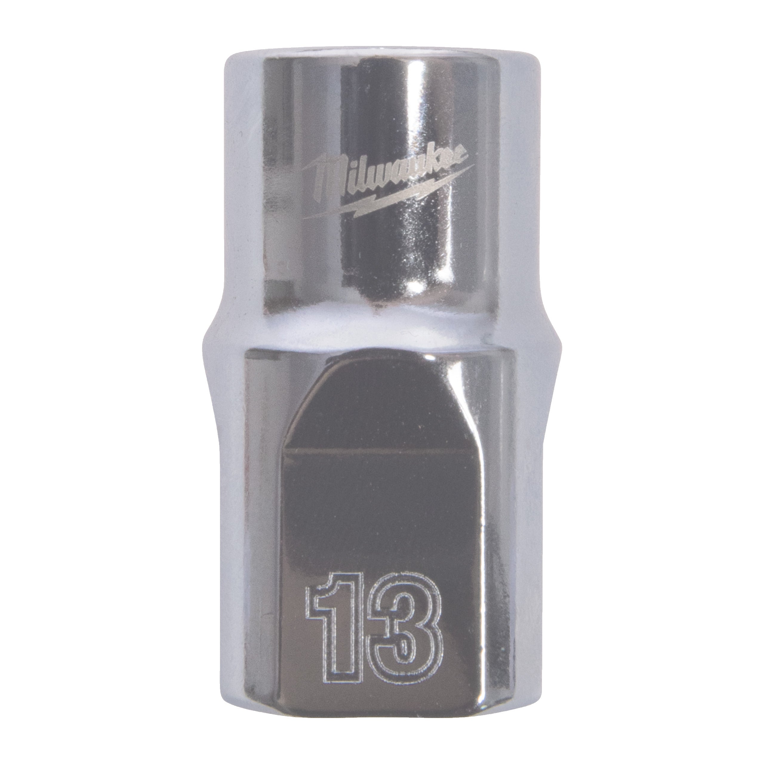 Cheie tubulară ½″ metrică, 12 puncte Milwaukee 1/2'' Drive Metric Standard 12-Point Socket - 13mm, cod 4932499116
