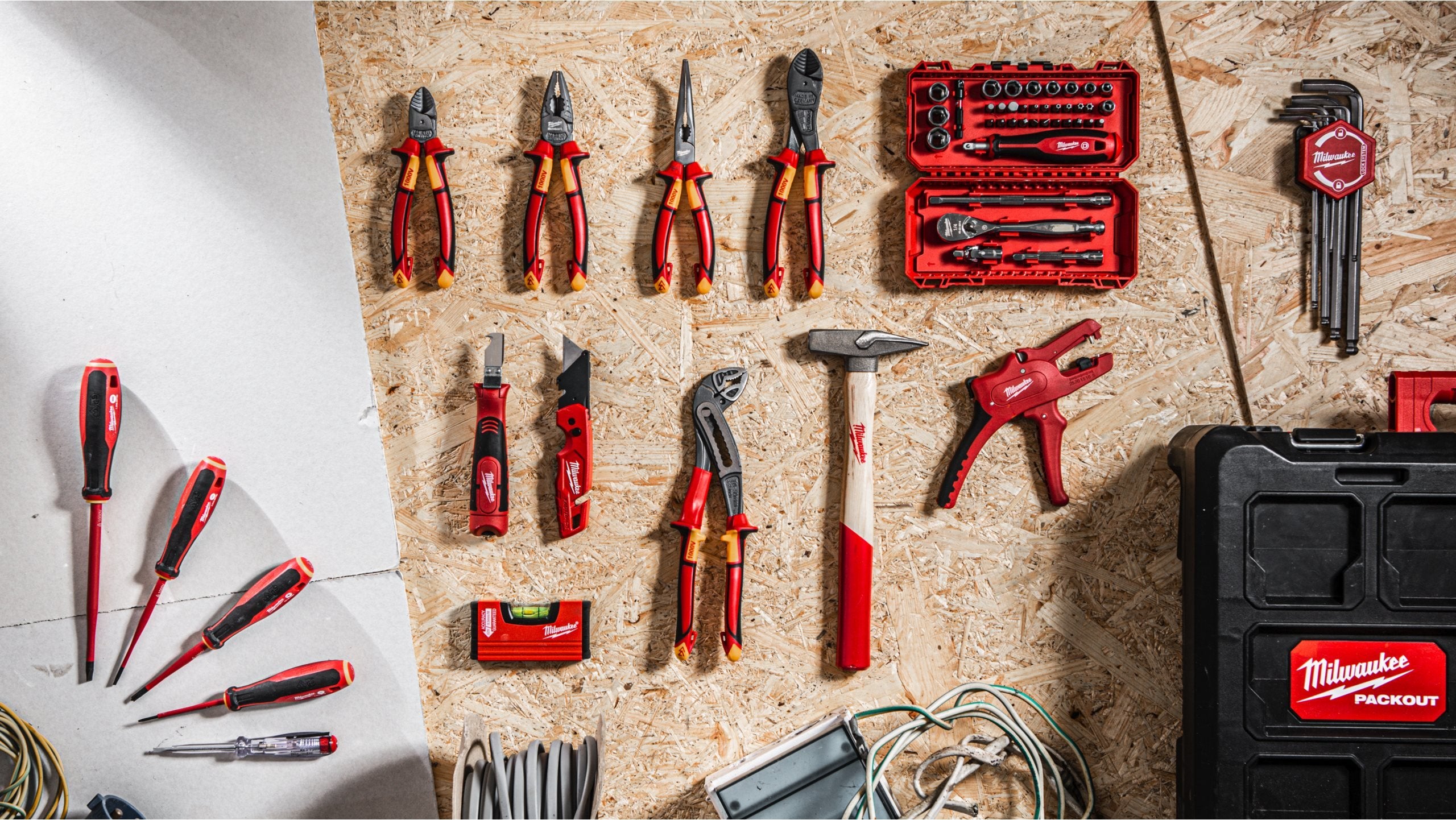 Set PACKOUT™ 62 piese VDE pentru electricieni, cod 4932499466