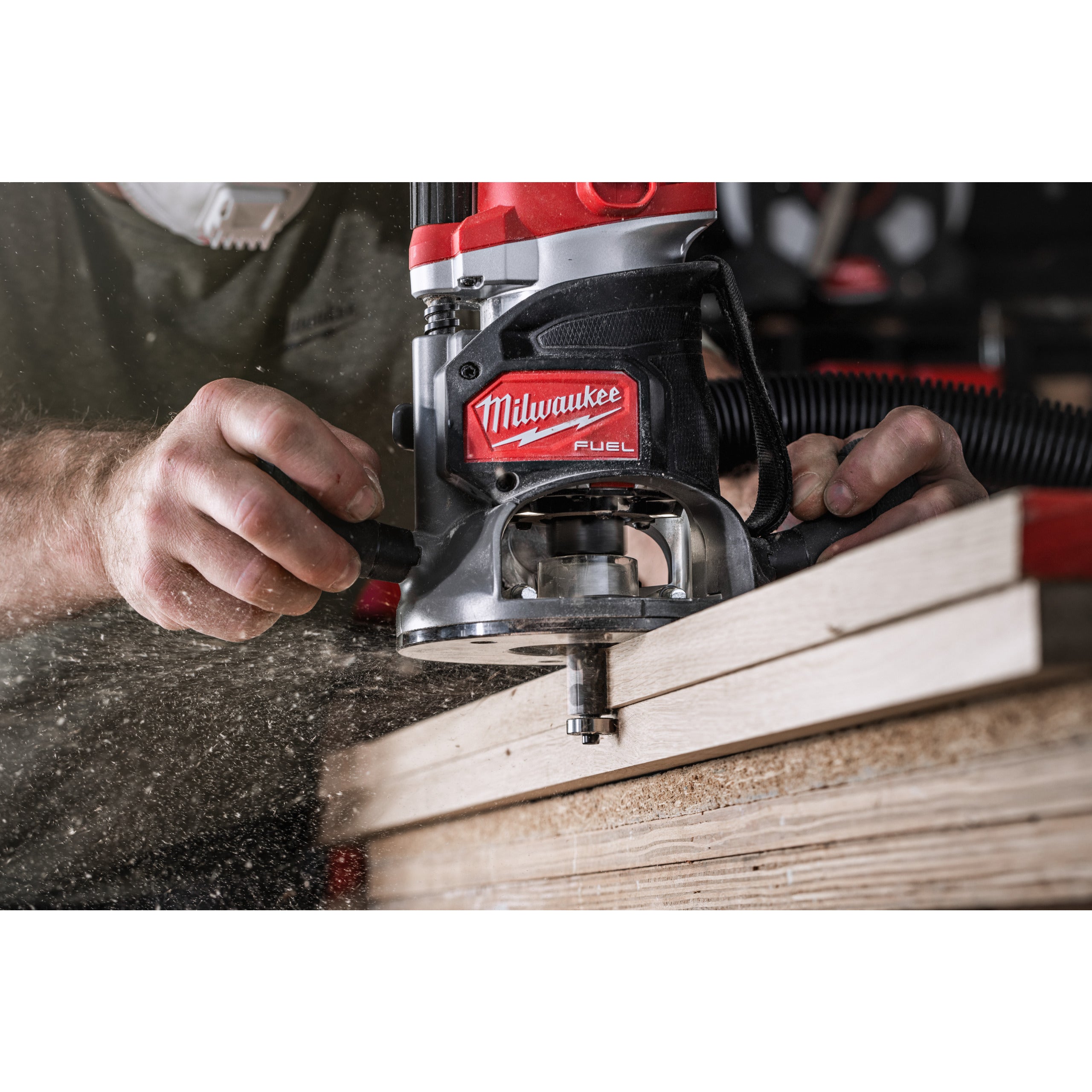 Freză pentru mașina de frezat Freze pentru tăiere la nivel cu cuțite din carbură interschimbabile Milwaukee Rtr B. S8 Trim. HW Knives19/77mm, cod 4932500935