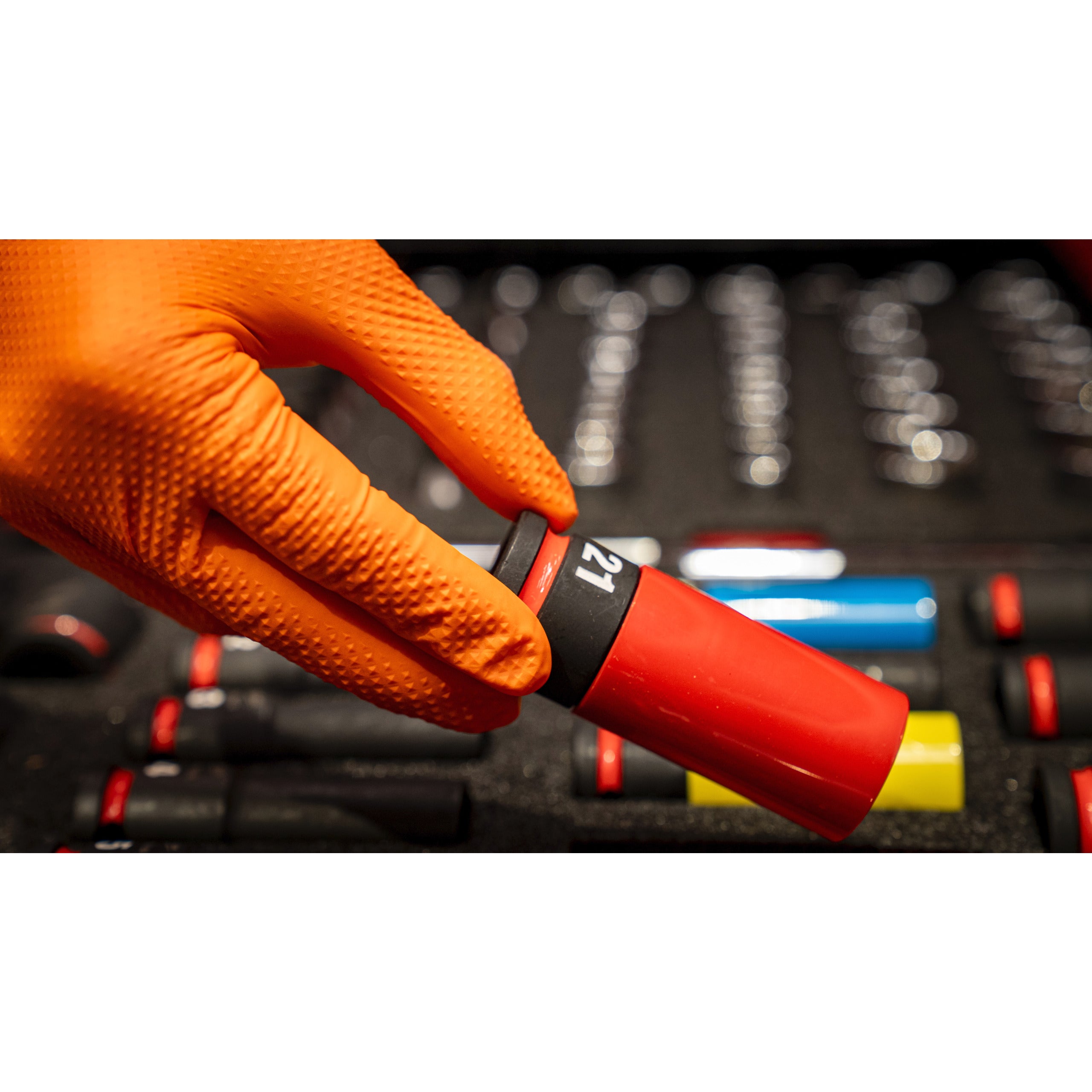 Dulap metalic TOOLGUARD™ premium 117 cm echipat cu 501 pc Milwaukee, cod 4932502079