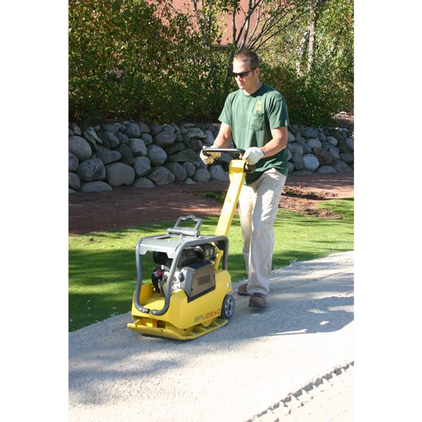 Placă compactoare reversibilă Wacker Neuson BPU2540A, benzină, 145 kg, forță de impact 25 kN, cod 5000008758