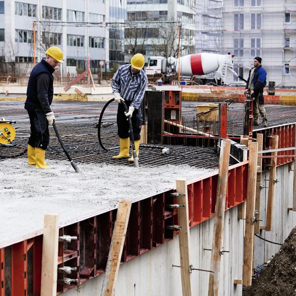 Vibrator de beton cu convertizor integrat Wacker Neuson IRFU 38/230, cap vibrant 38 mm, arbore flexibil 5 m, frecvență 200 Hz, cod 5000610025