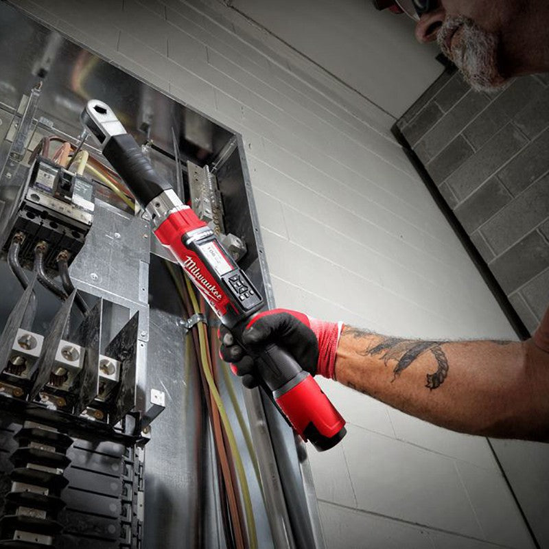 Cheie dinamometrică digitală Milwaukee, 12V, ⅜″ pătrat, M12ONEFTR38-0C, cod 4933464966