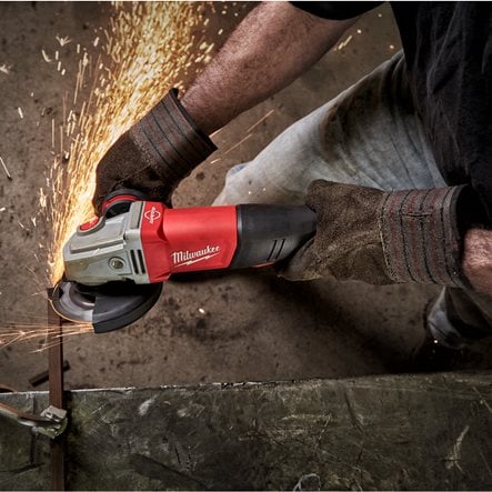 Polizor unghiular de 1250 W cu frânare rapidă și mâner anti-vibrații Milwaukee AGV13-125XSPDEB, cod 4933464998