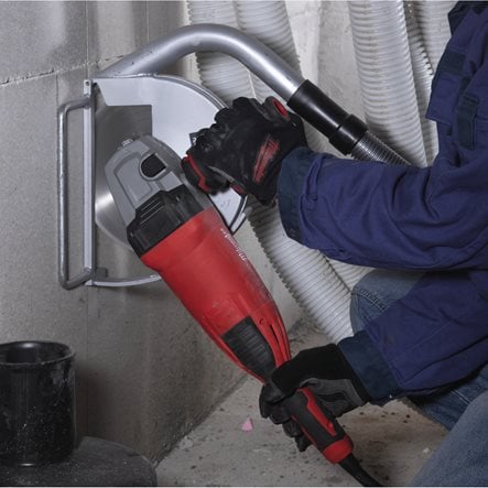 Polizor unghiular 230 mm 2200 W cu mâner anti-vibrații Milwaukee AGV22-230, cod 4933431860