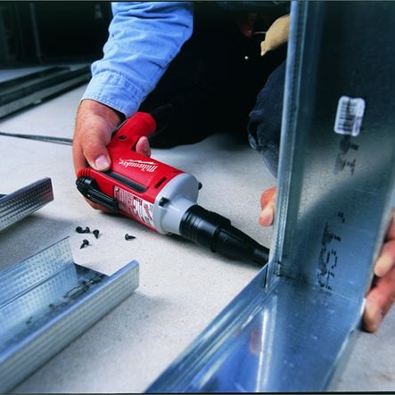 Mașină de înșurubat pentru gips-carton Milwaukee DWSE4000Q, cod 674350