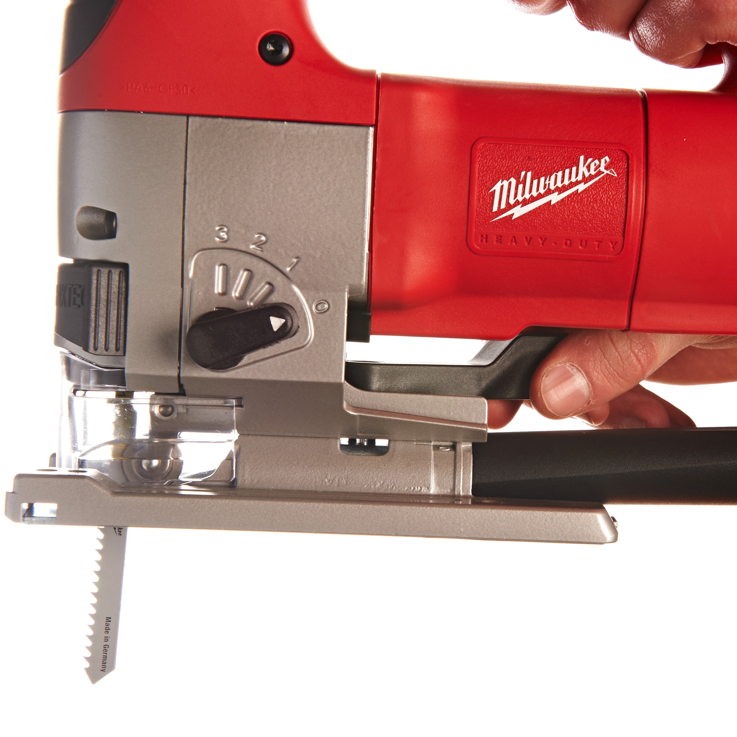 Fierăstrău pendular Heavy Duty, cu mâner superior Milwaukee JSPE 135 TX, cod 4933500568
