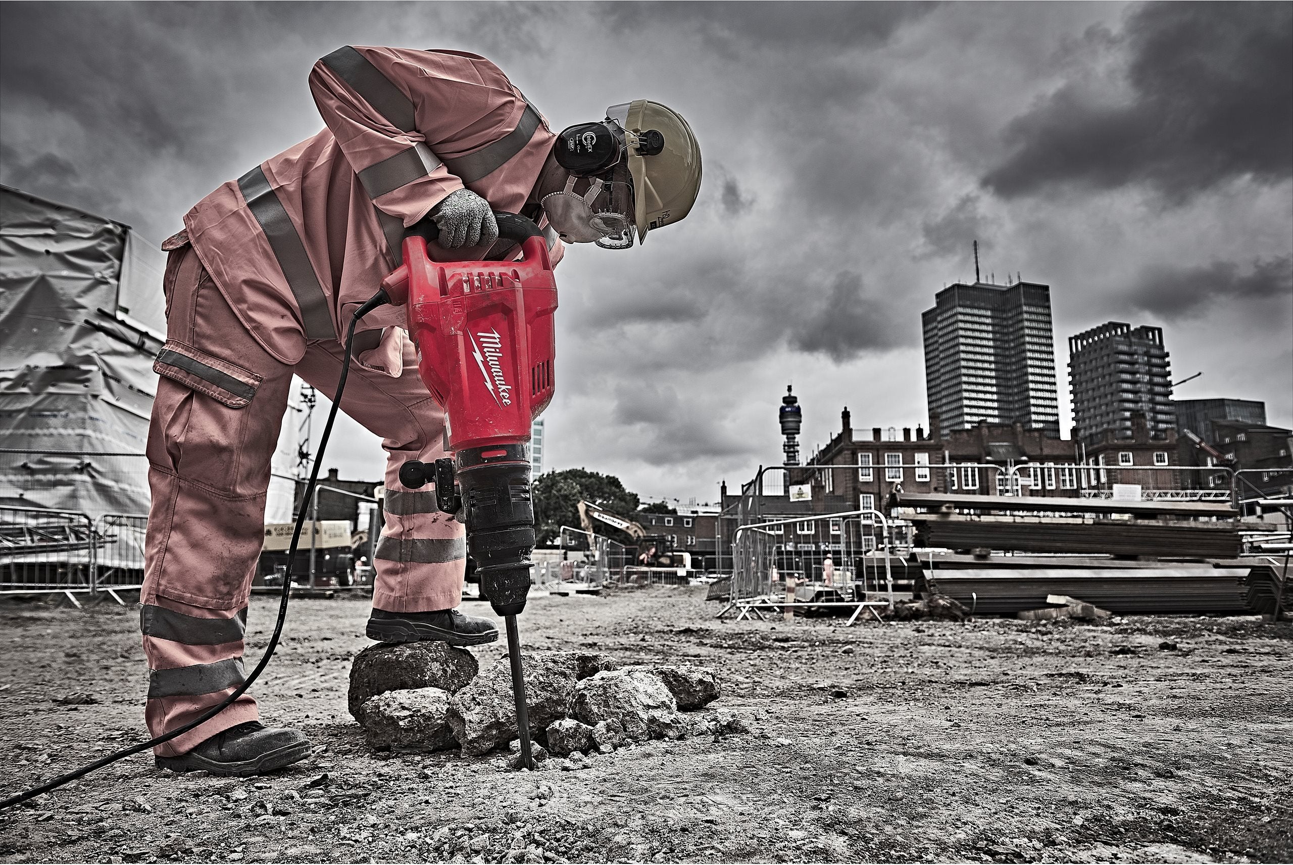 Ciocan demolator SDS-Max clasa 10 kg Milwaukee K1000S, cod 4933464120