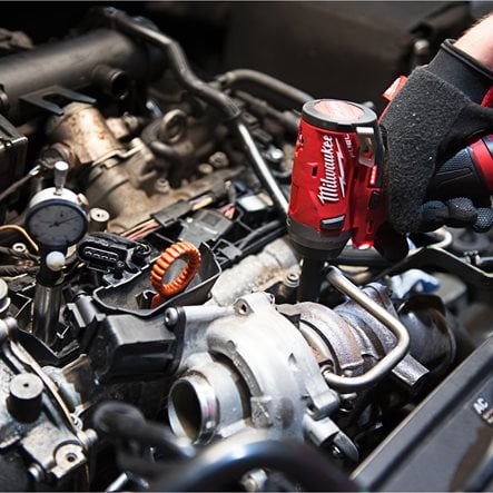 Cheie de impact Milwaukee 1/4″ 136Nm 12V M12FIW14-0, FUEL™, subcompactă (fără acumulatori, încărcător și cutie), cod 4933464611