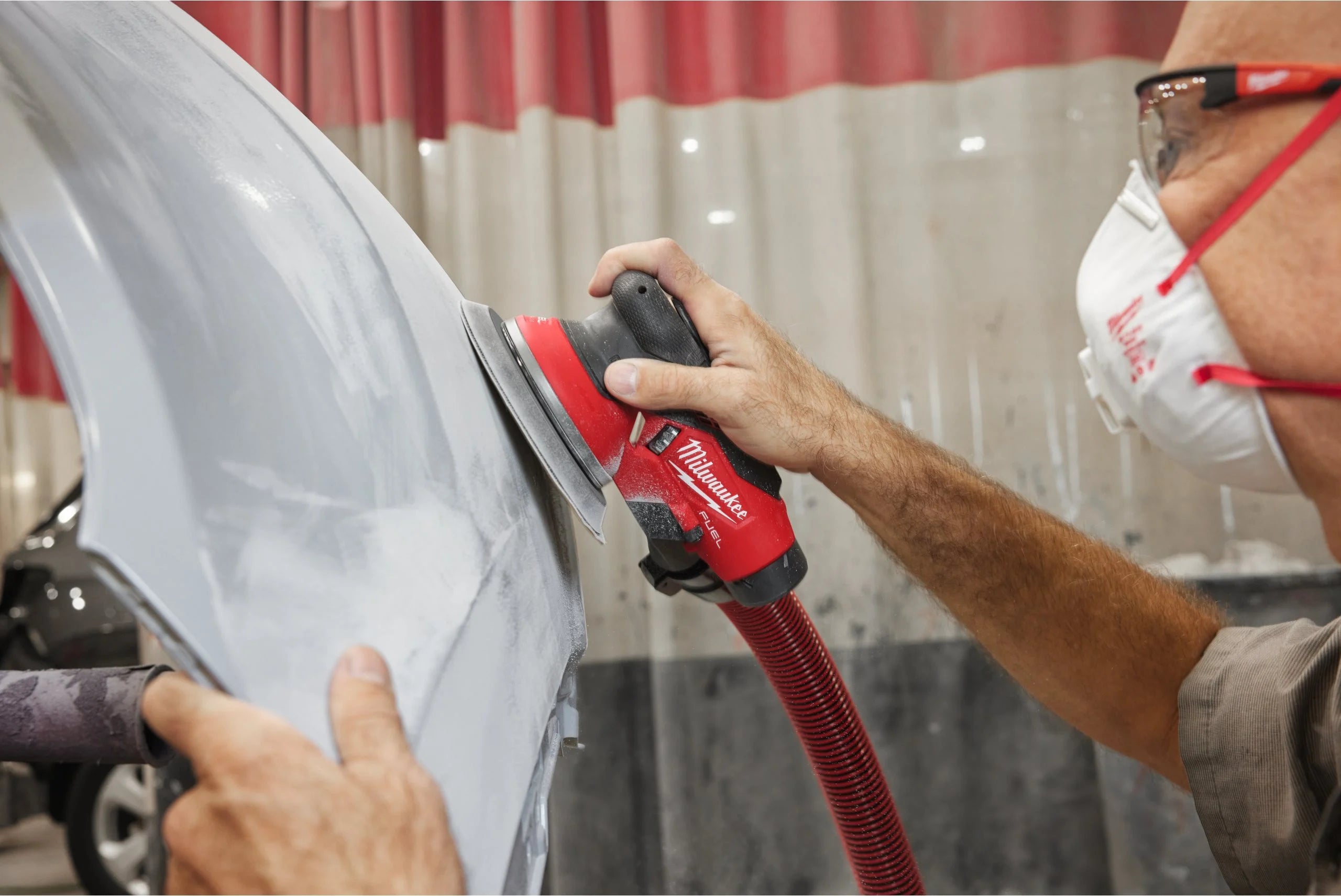 Șlefuitor orbital Milwaukee M12 FROS5-0, 150 mm cu orbită de 5.0 mm, cod 4933493650