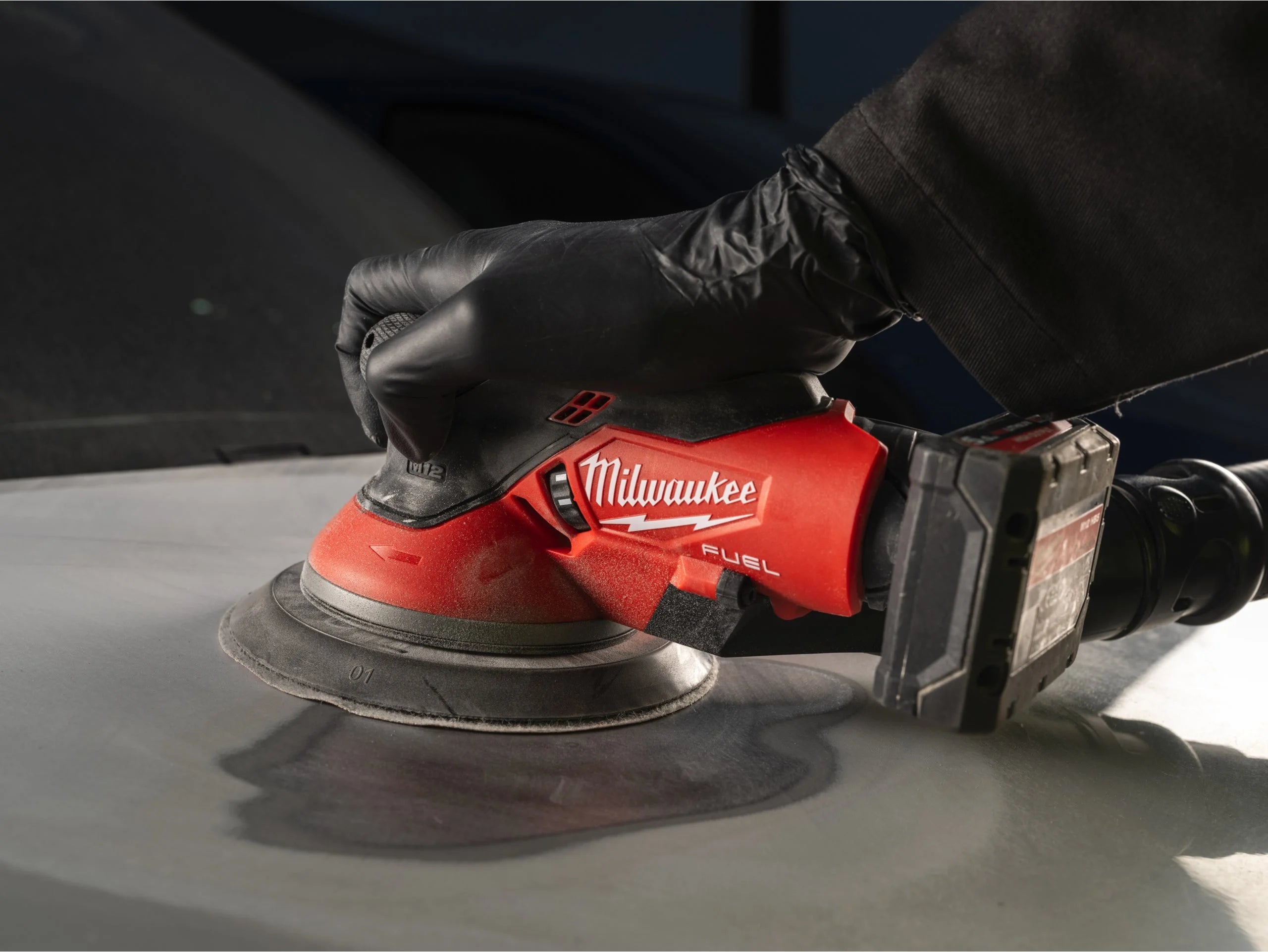 Șlefuitor orbital Milwaukee M12 FROS5-0, 150 mm cu orbită de 5.0 mm, cod 4933493650