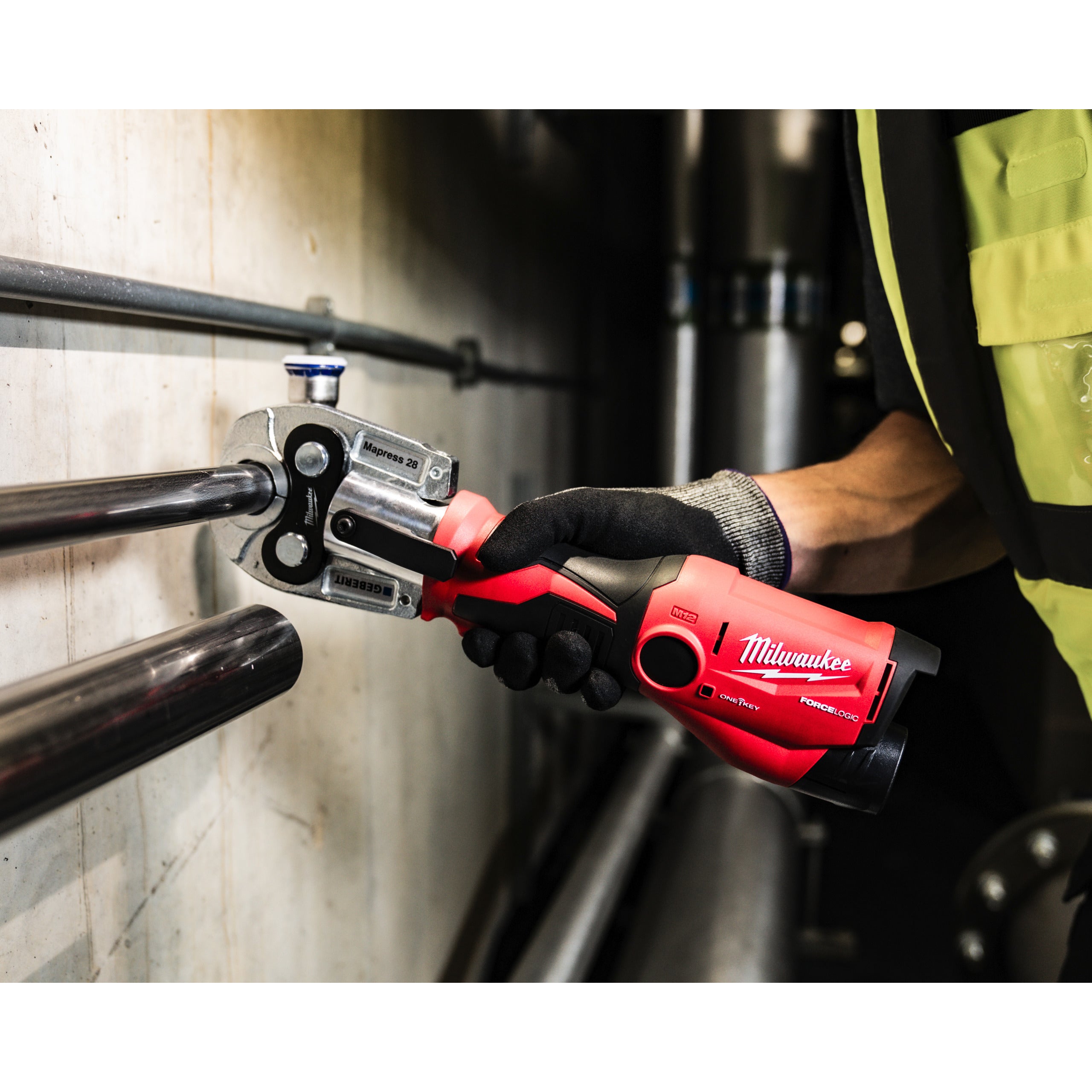 Presă hidraulică Milwaukee M12 ONEHPT-202C Geberit Mapress Set FORCE LOGIC™ ONE-KEY™ sub-compactă, cod 4933481038