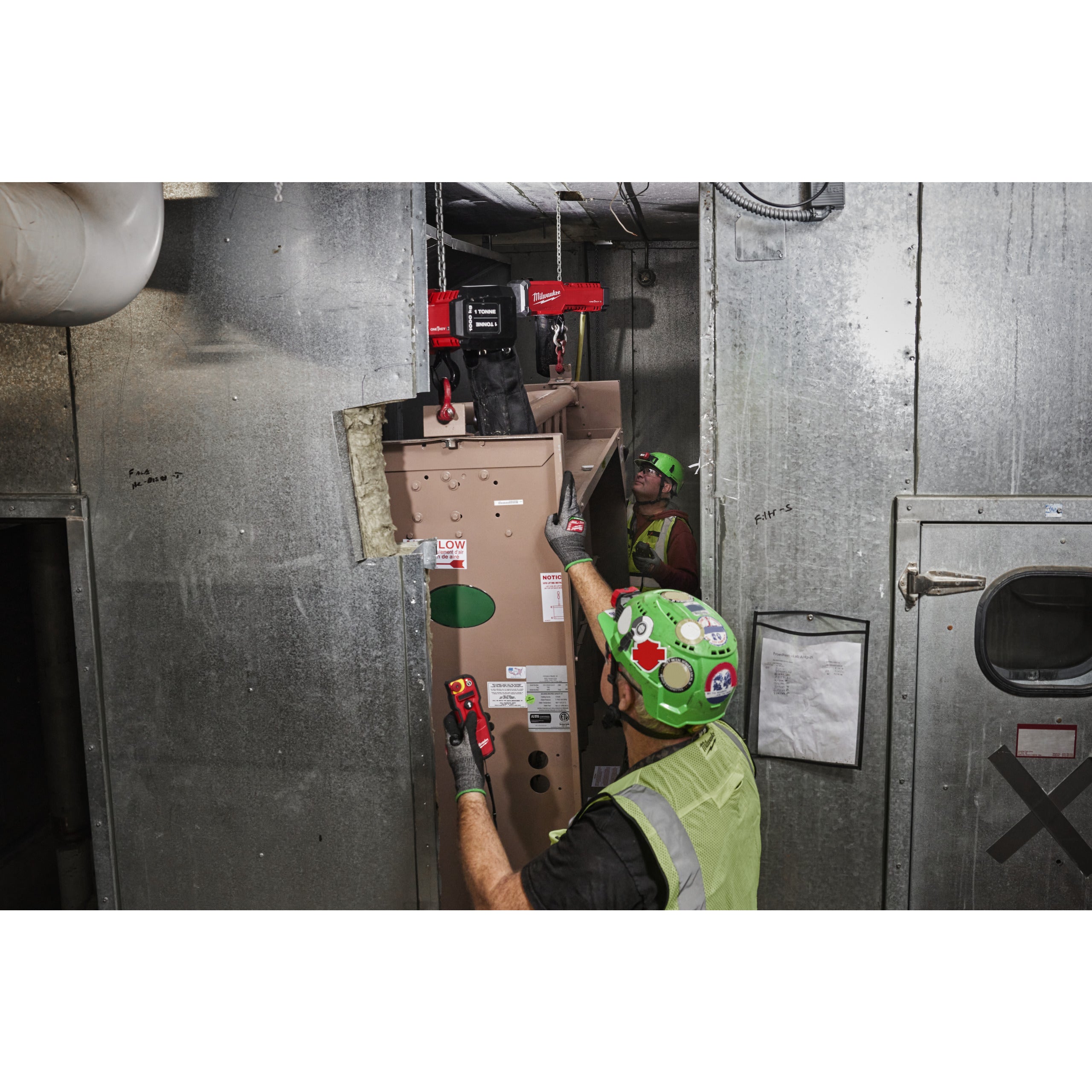 Sculă pentru manipularea materialelor Electropalan 1 tonă Milwaukee M18 BLCHTO-121 ONE-KEY™, cod 4933500224