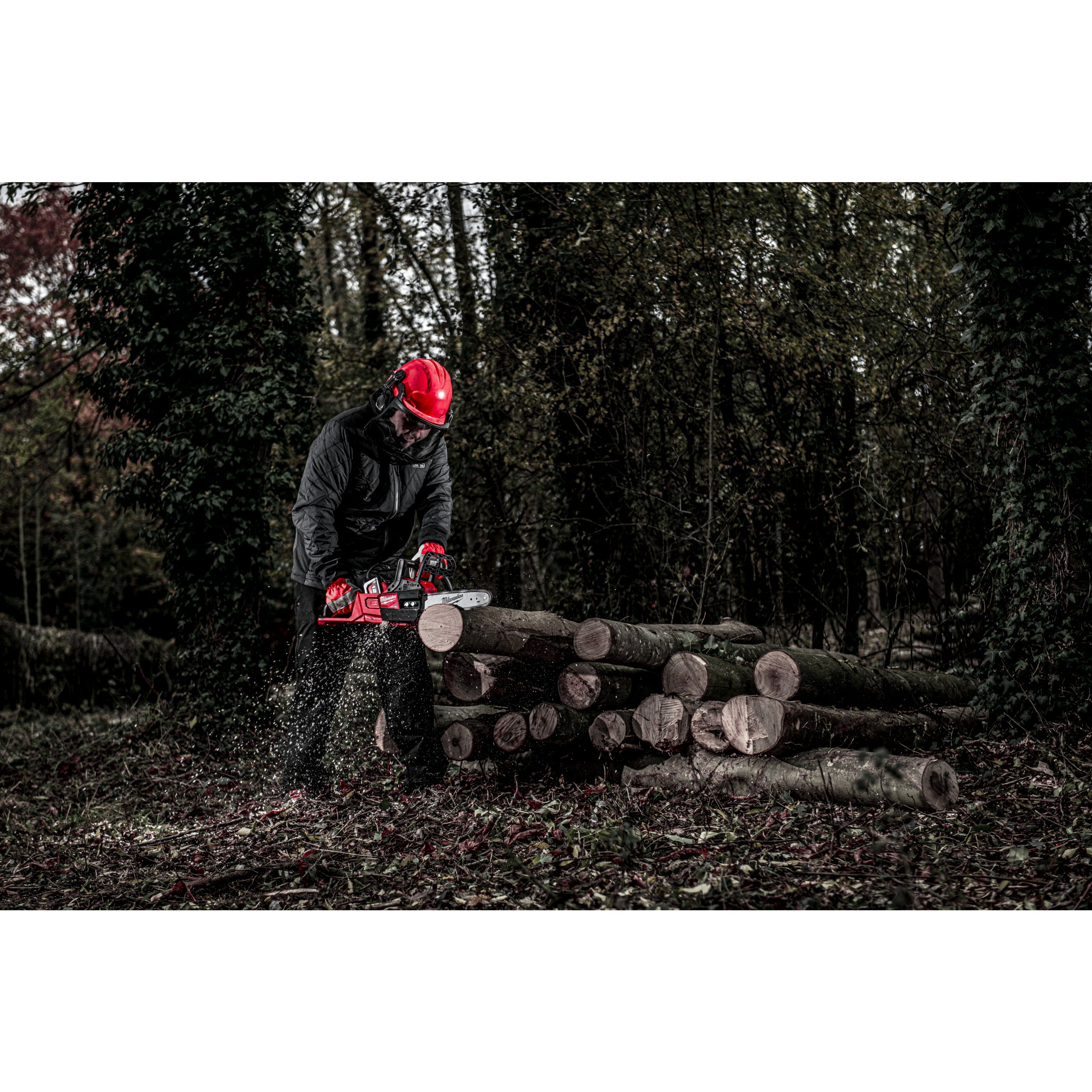 Fierăstrău cu lanț 30 cm Milwaukee M18 FCHSC-122 FUEL™, cod 4933499219