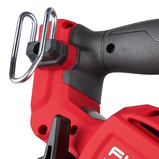 Fierăstrău circular Milwaukee M18 FCS552-302X pentru lemn și plastic, 55 MM, FUEL™, 2 x acumulator M18 HB3, 1 x încărcător M12-18 FC, 1 x cutie HD, cod 4933493589