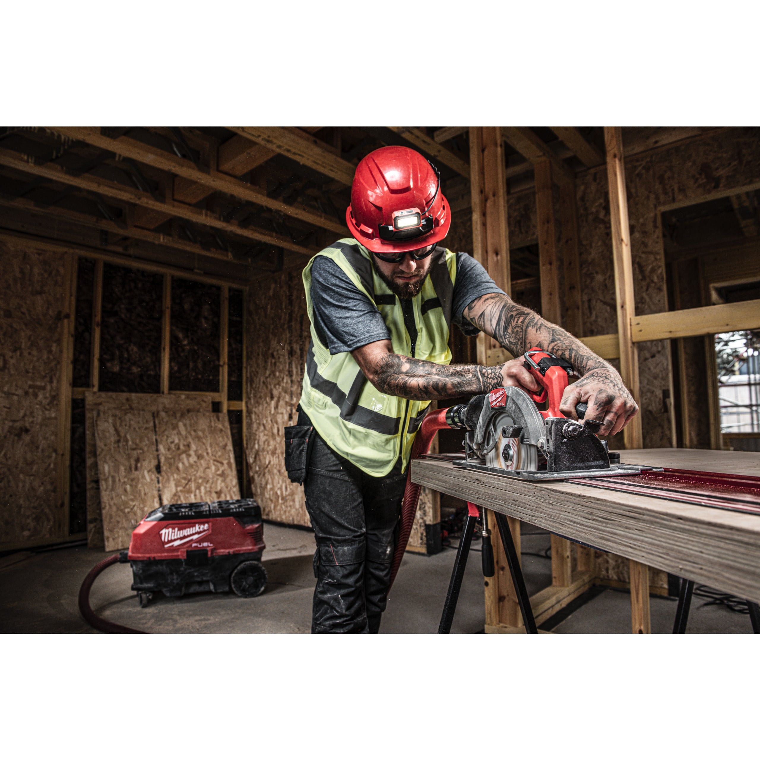 Fierăstrău circular Milwaukee M18 FCS66GR3-121C FUEL™ compatibil cu șina de ghidare, cod 4933493492