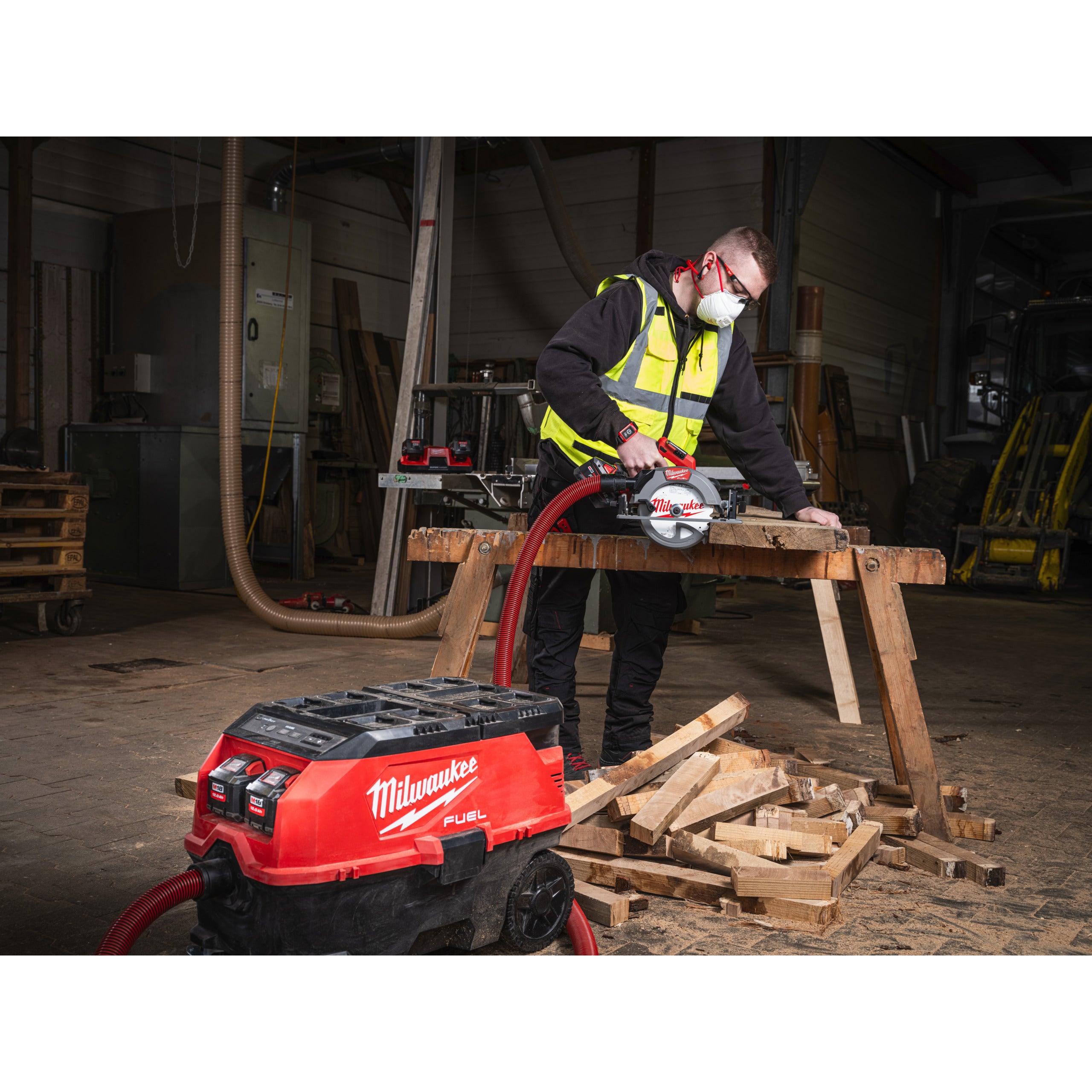 Fierăstrău circular Milwaukee M18 FCS66GR3-121C FUEL™ compatibil cu șina de ghidare, cod 4933493492