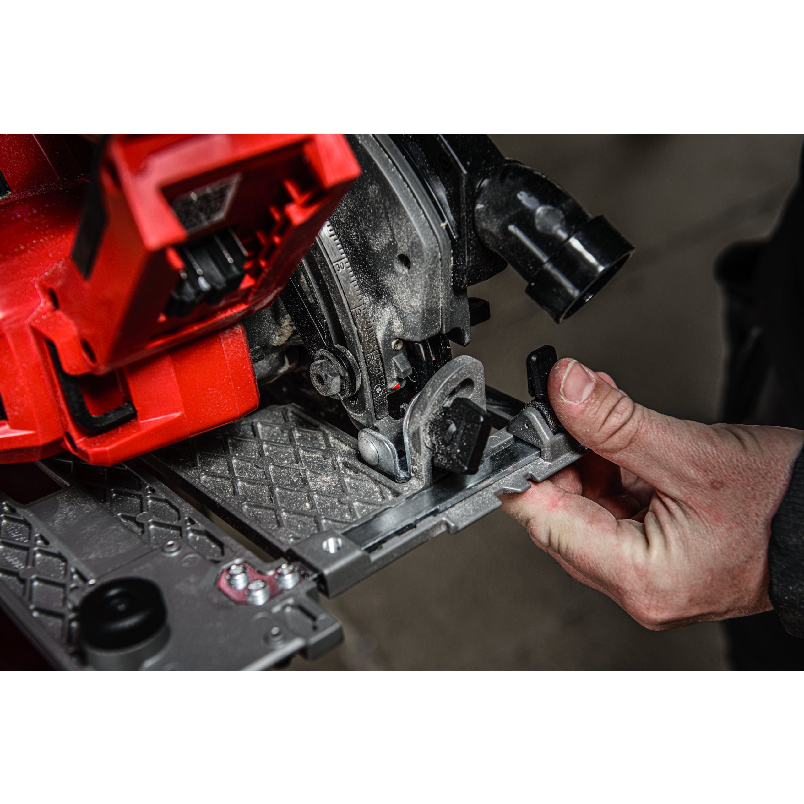 Fierăstrău circular Milwaukee M18 FCSDC165-0 FUEL™ 165 mm, cod 4933500002