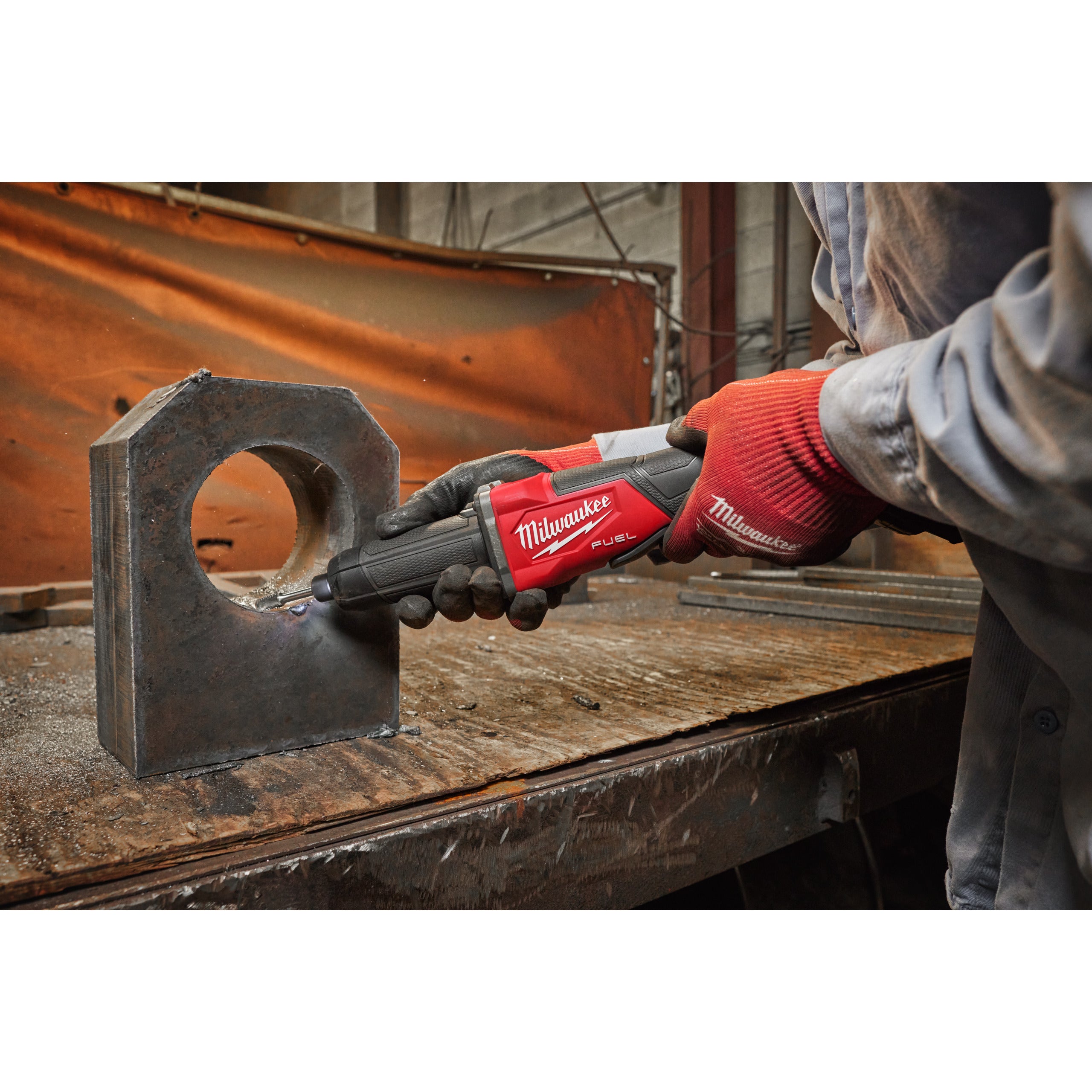 Polizor drept Milwaukee M18 FDGROVB-0X FUEL™ ONE-KEY™ cu viteză variabilă și comutator glisant, cod 4933480955