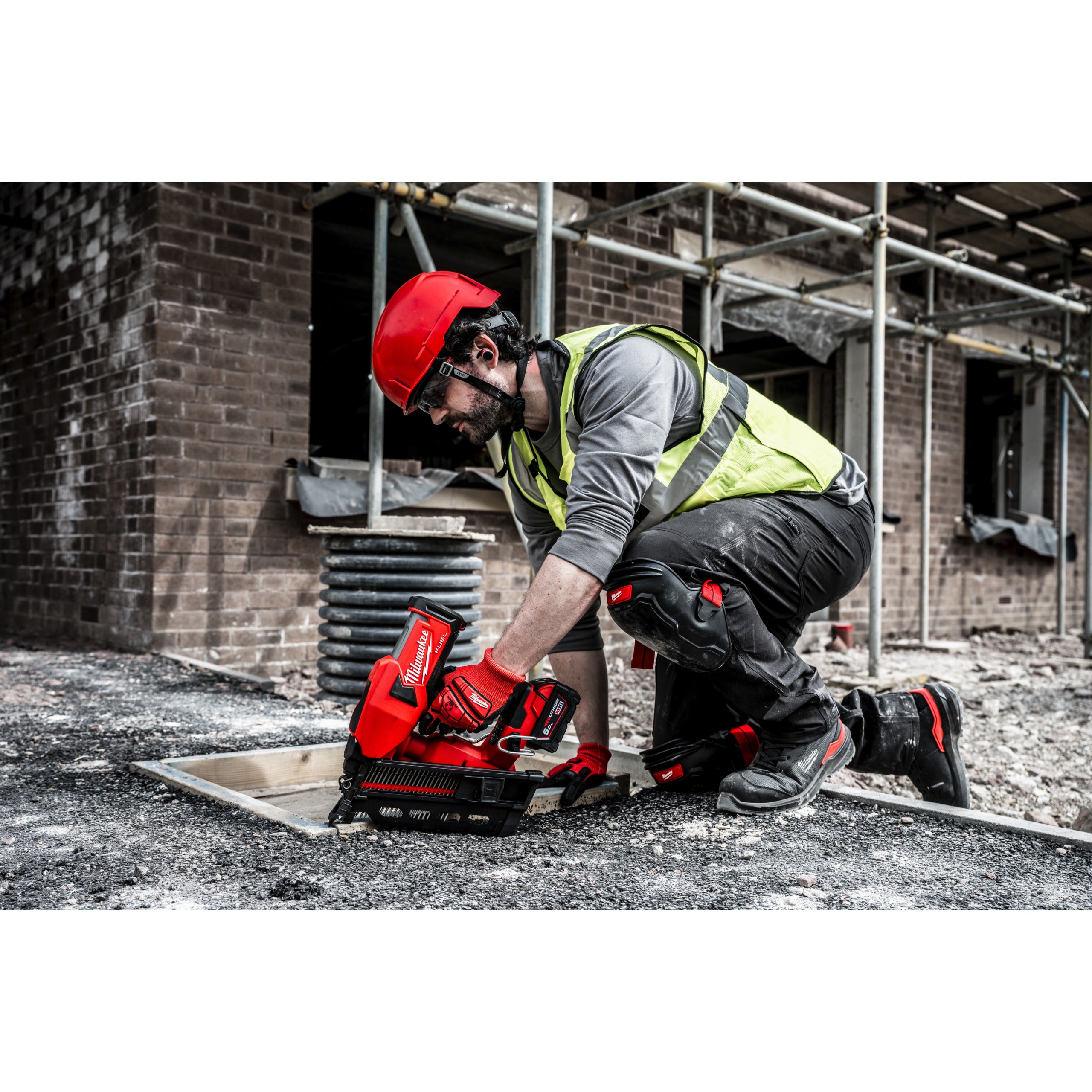 Pistol cuie Milwaukee M18 FDN-0C FUEL™ tip duplex, cod 4933493600