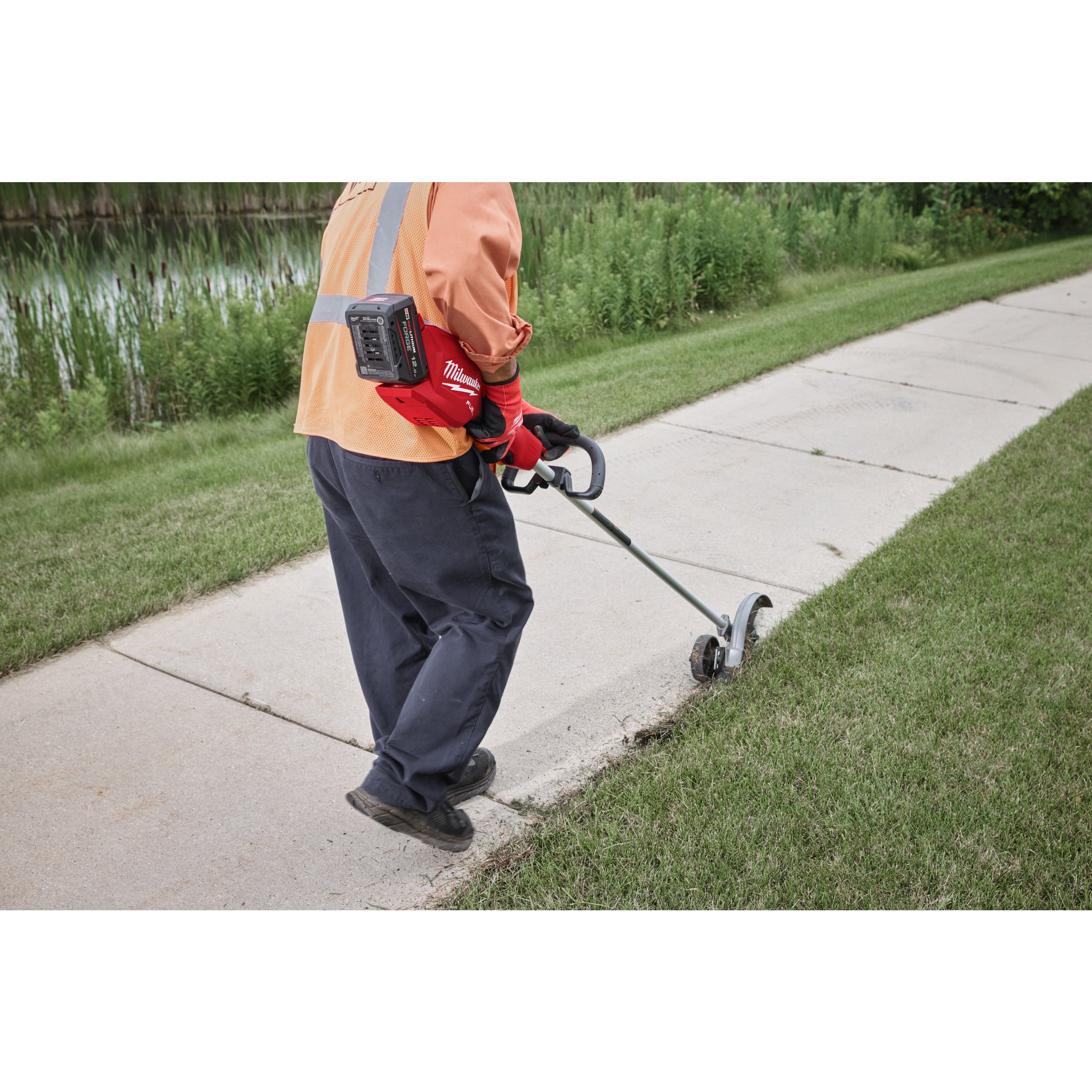 Atașament pentru întreținere margini Motocoasă margini Milwaukee M18 FEDG-0 FUEL™, cod 4933493556