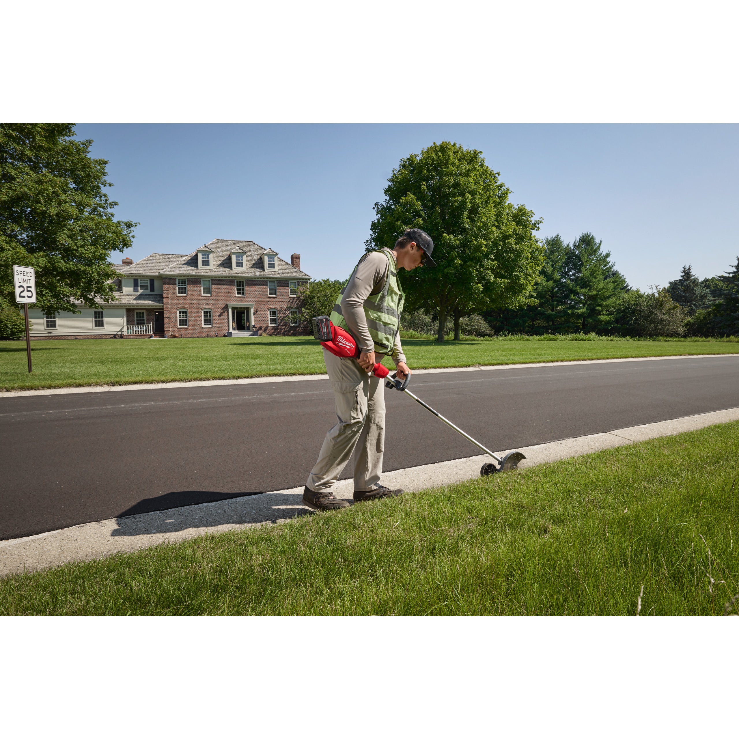 Atașament pentru întreținere margini Motocoasă margini Milwaukee M18 FEDG-0 FUEL™, cod 4933493556