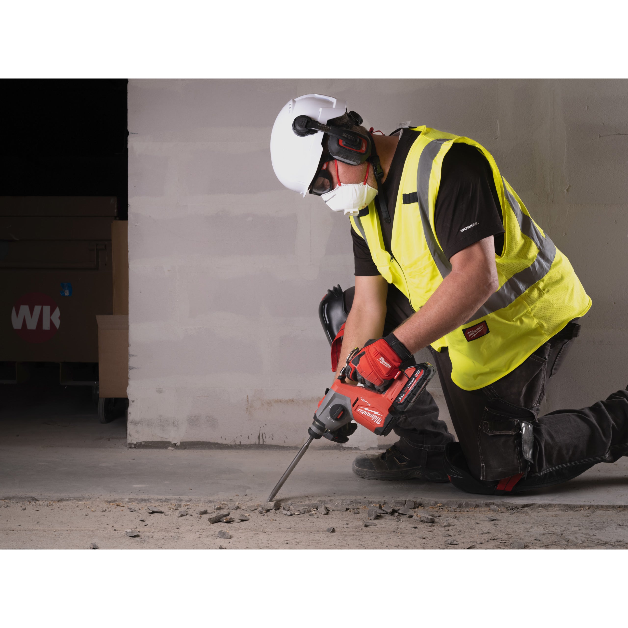 Ciocan rotopercutor 16 mm SDS-Plus Milwaukee M18 FHACDDE-0C FUEL™ 4 moduri cu extractor de praf integrat, cod 4933498586