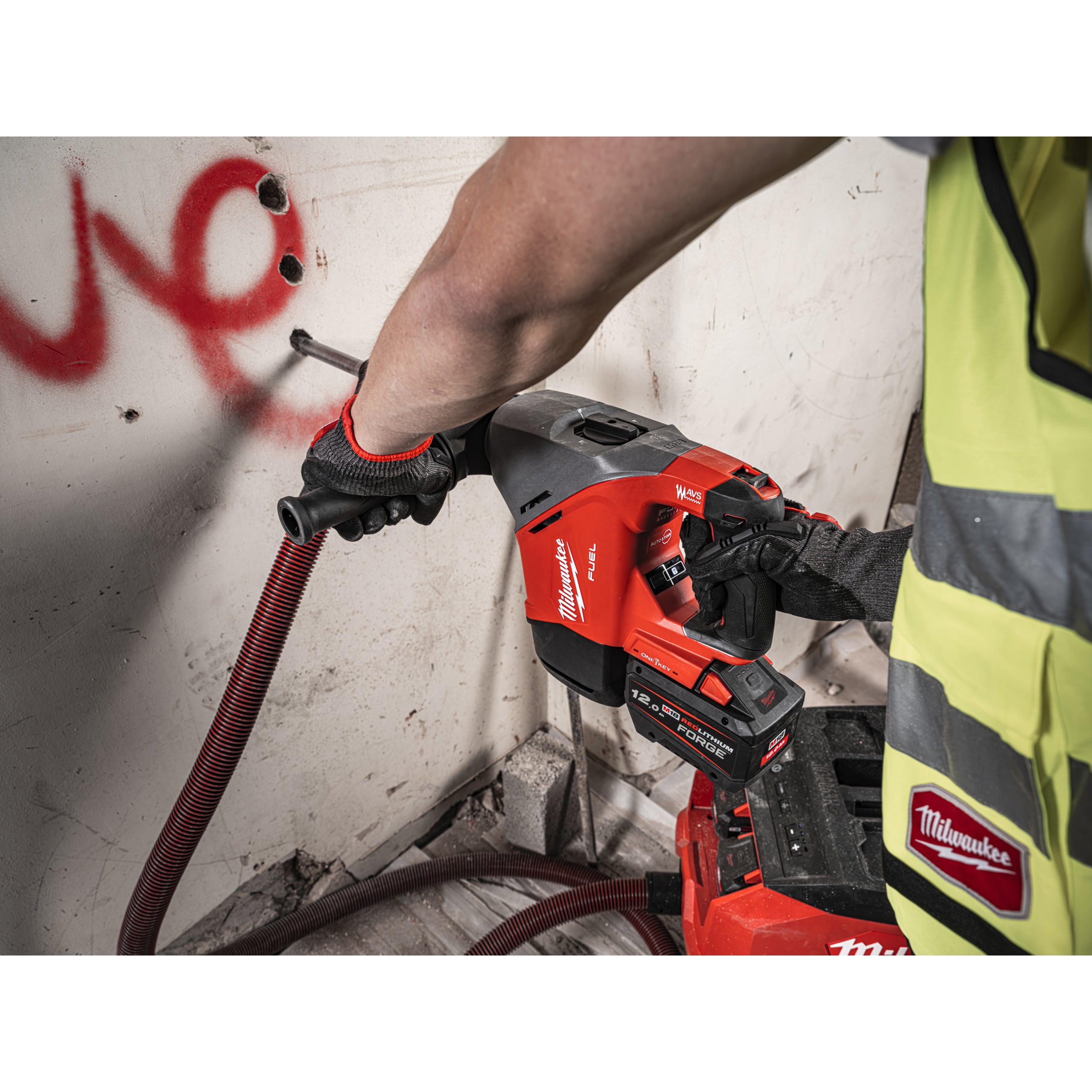 Rotopercutor SDS Max Ciocan rotopercutor SDS-Max Milwaukee M18 FHACO540-0C FUEL™ 40 mm ONE-KEY™, cod 4933493137
