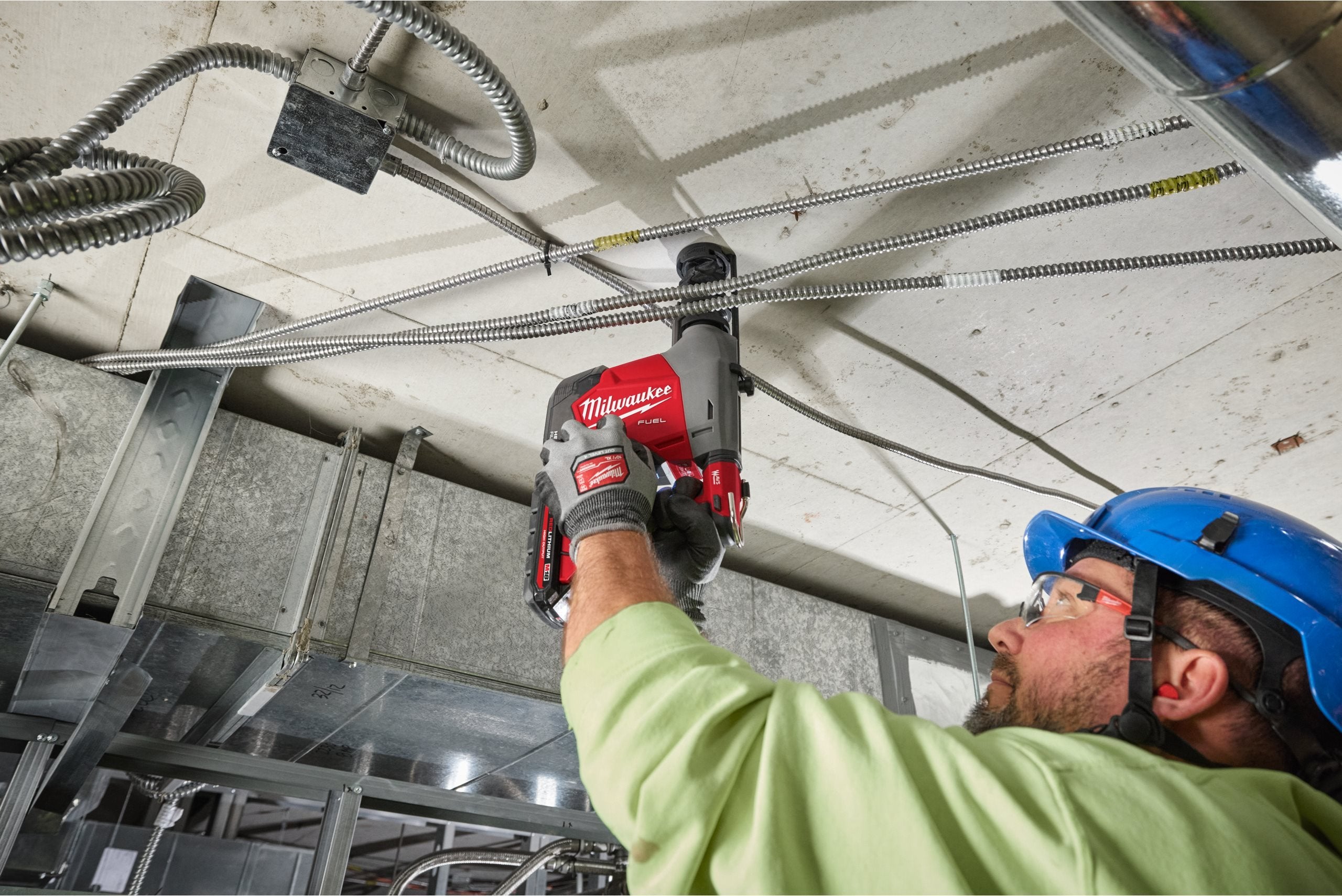 Ciocan rotopercutor Milwaukee M18 FHAFOH16-0X, 16 MM SDS-PLUS, FUEL™, extractor de praf integrat, 1 x cutie HD, cod 4933493532