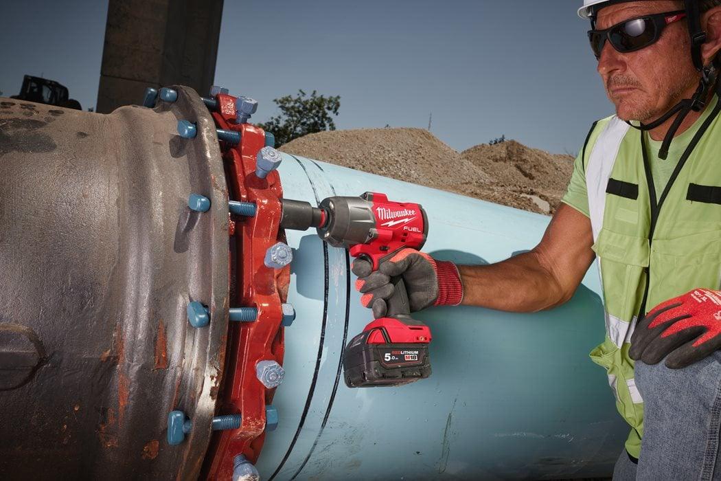 Cheie de impact Milwaukee 1/2″ 2034Nm 18V M18 FHIW2F12-0X, cuplu ridicat, inel de strângere, fără acumulator, fără încărcător, în cutie HD, cod 4933492782 - BIG STORE (Dynamic Tools SRL)