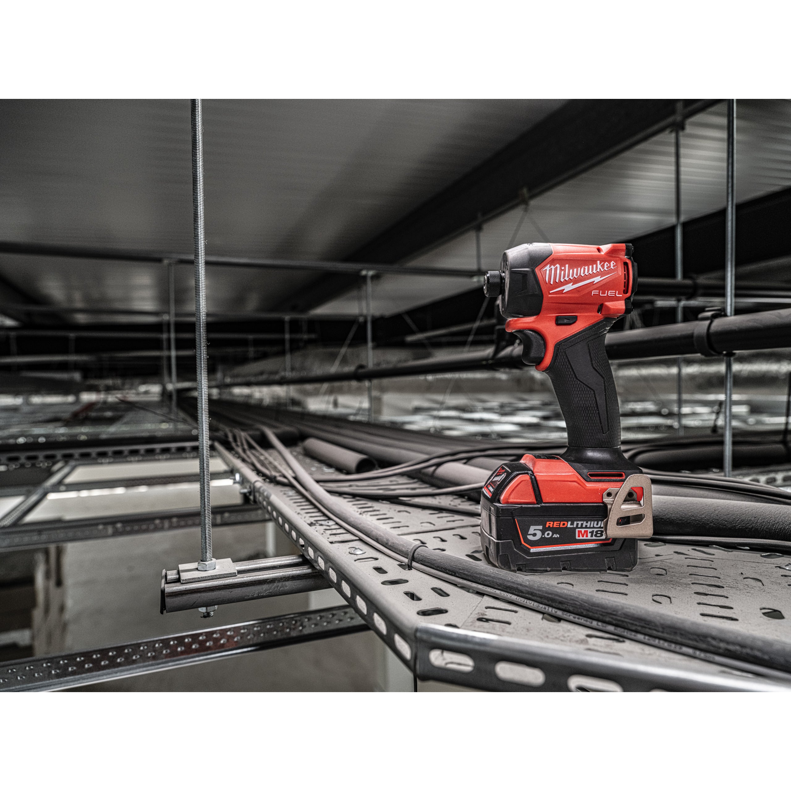 Mașină de înșurubat hidraulică cu impact ¼″ Hex Milwaukee M18 FIDRQ-0 FUEL™ SURGE™, cod 4933498911