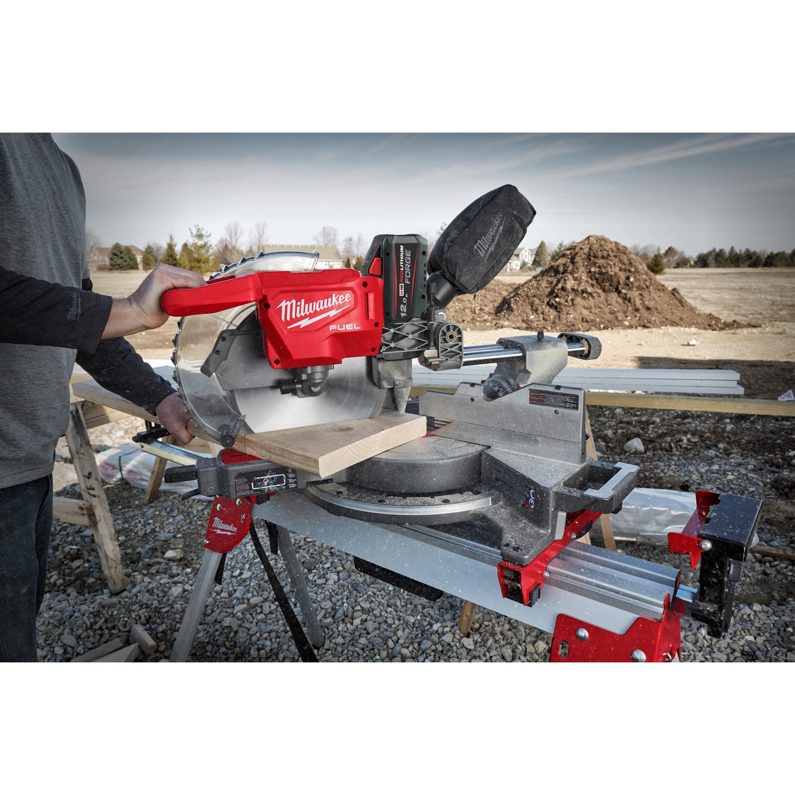 Fierăstrău circular staționar 305 mm Milwaukee M18 FMS305-121 ONE-KEY™, cod 4933499181