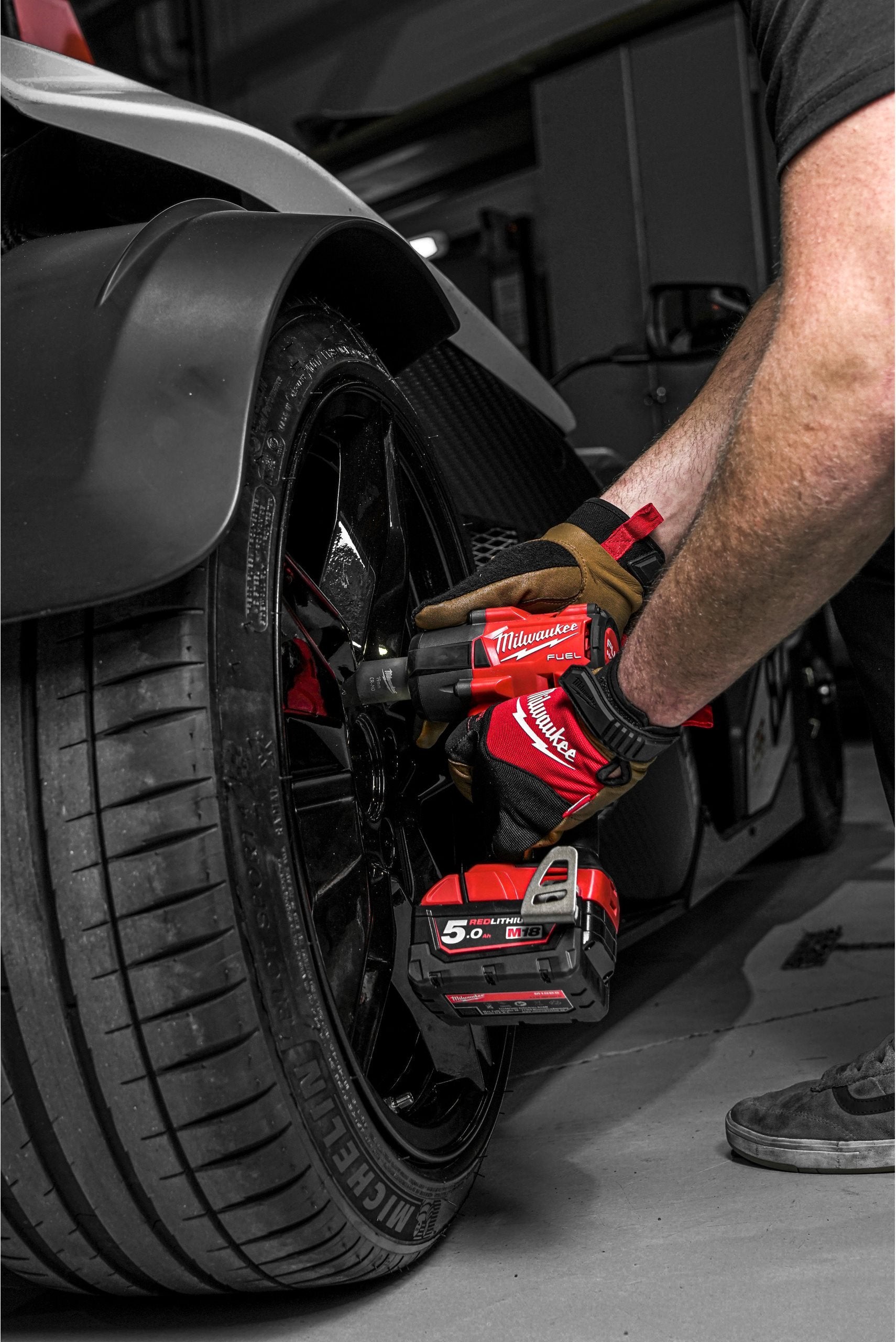 Cheie de Impact M18FMTIW2F12-0, M18 FUEL™ cuplu mediu și inel de fixare