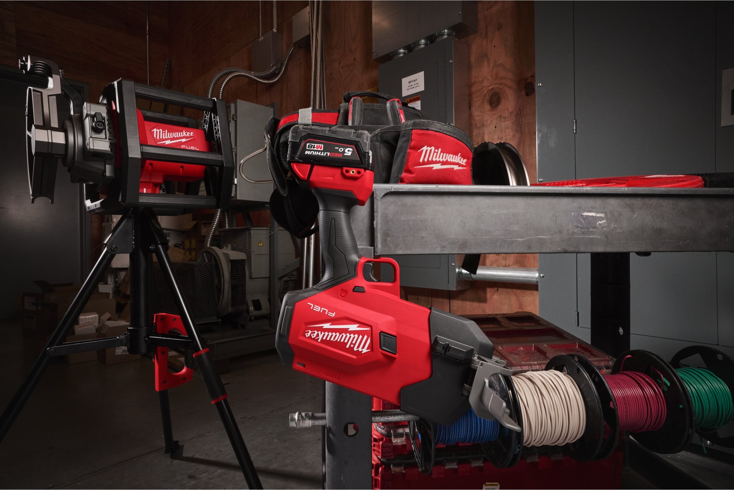 Tăietor de țeavă de oțel Milwaukee M18™ FPCS-502X FUEL™, 1 x lamă de tăiere FPCSB, 2 x acumulator M18 B5, 1 x încărcător M12-18 FC, 1 x cutie HD, cod 4933498915