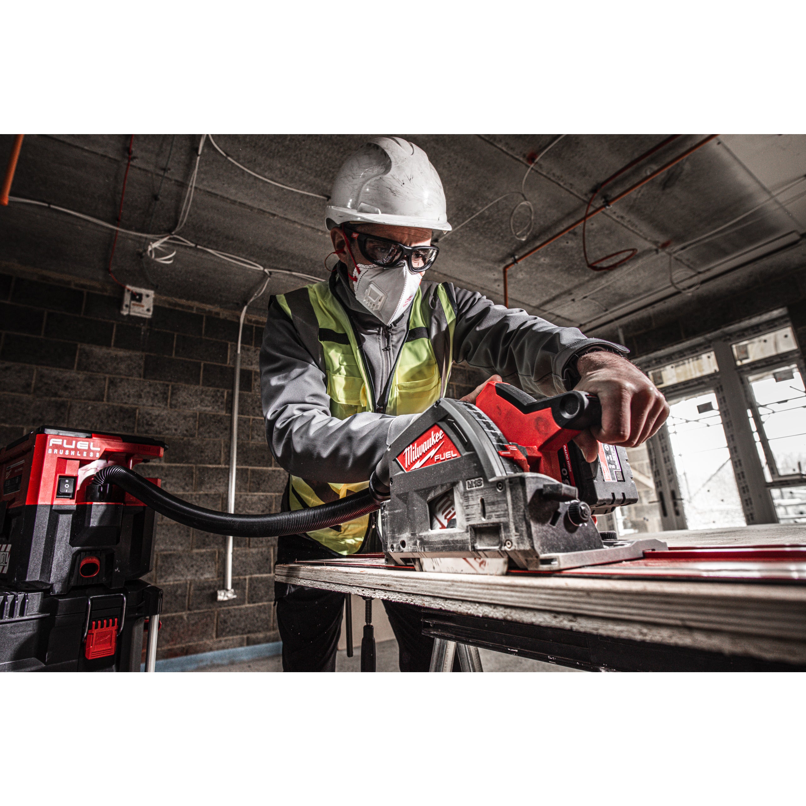 Fierăstrău circular Milwaukee M18 FPS55-0 FUEL™ 55 mm, pentru lemn și plastic, cod 4933502226