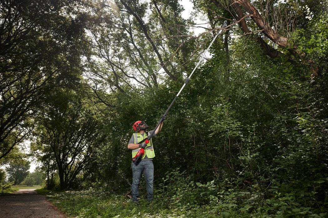 Fierăstrău telescopic cu lanț 30 cm M18 FUEL™ Milwaukee M18 FTPS30-0, cod 4933480868, fără acumulator, fără încărcător, fără cutie + CADOU: ochelari 4932478764 + lanț de rezervă Stihl - BIG STORE (Dynamic Tools SRL)