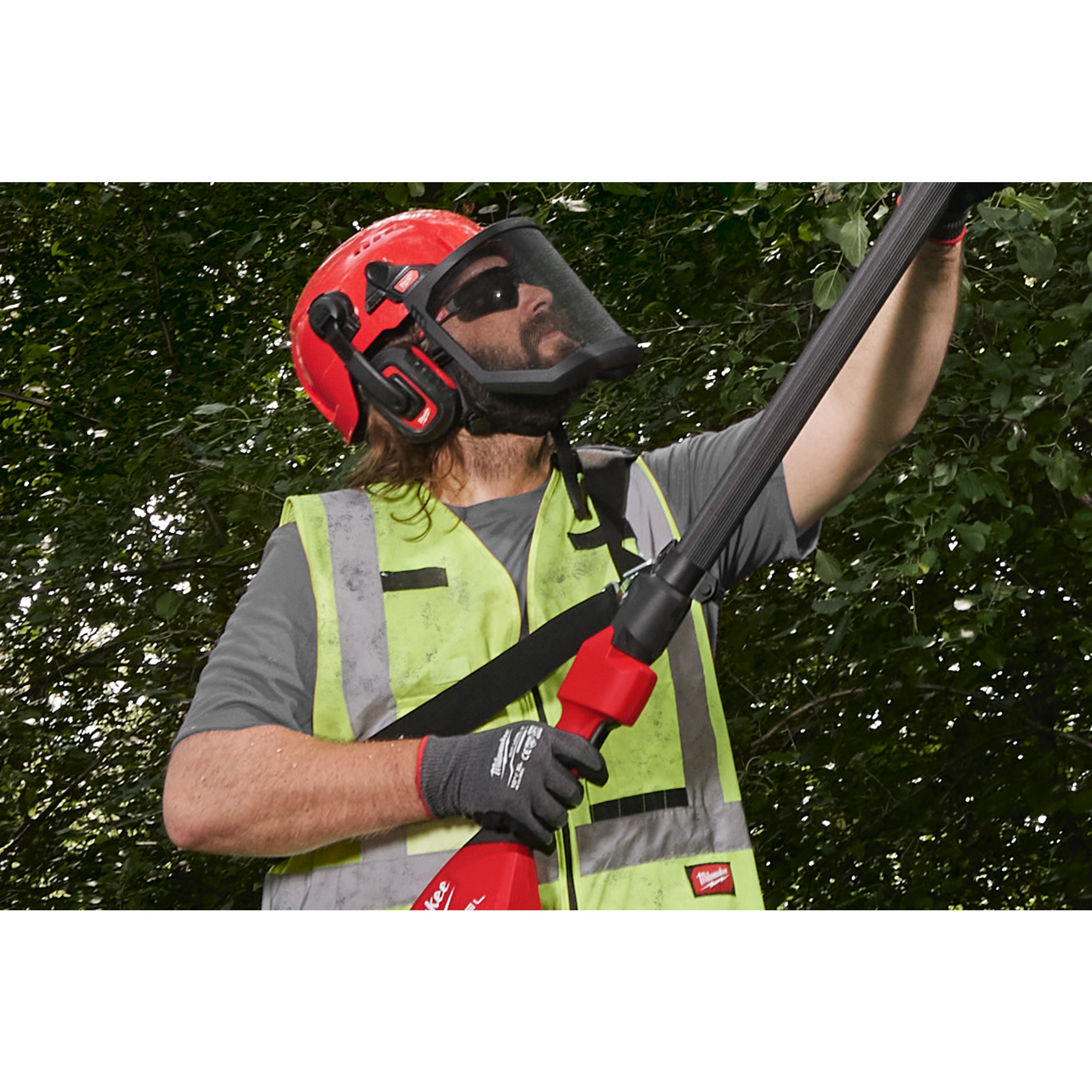 Fierăstrău emondor telescopic Milwaukee M18 FTPS30-121 FUEL™ cu lamă 30 cm, cod 4933499227
