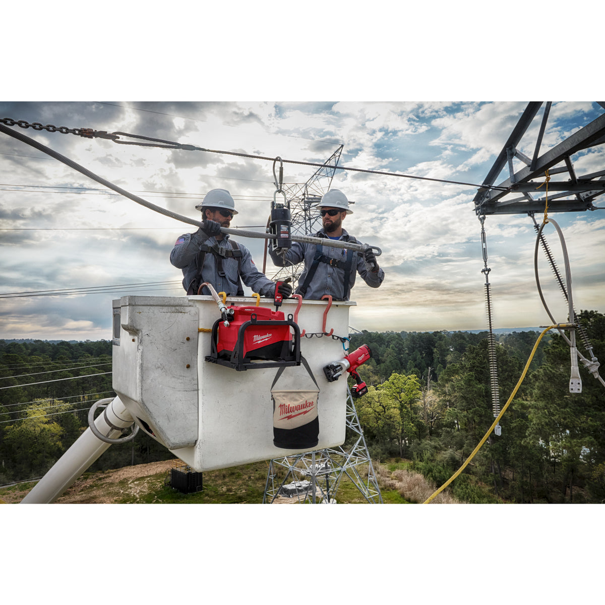 Pompă hidraulică utilitară Milwaukee M18 HUP700-121, cod 4933499335